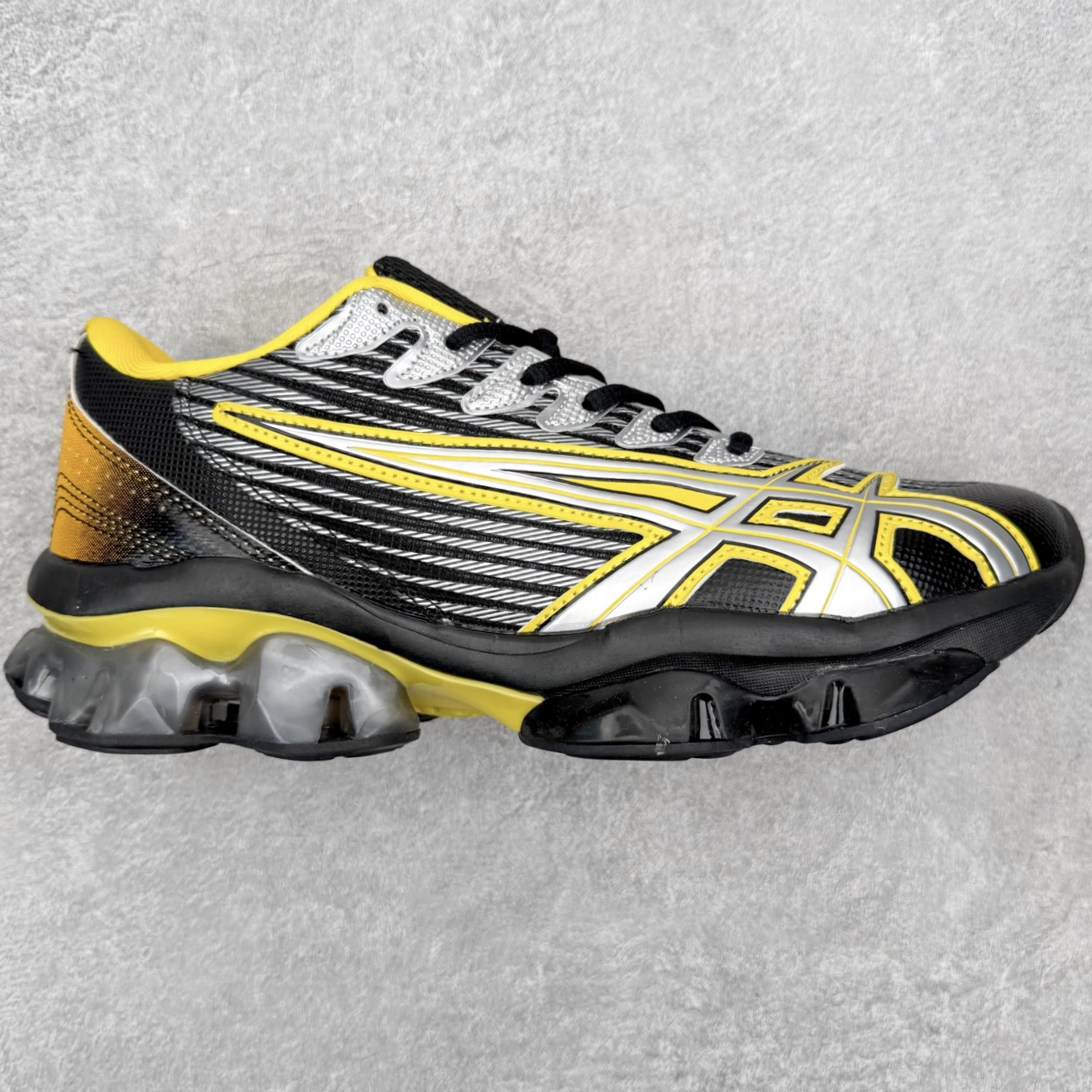 KIKO KOSTADINOV x Asics GEL-Quantum 潮流织物合成革低帮马拉松跑步鞋 