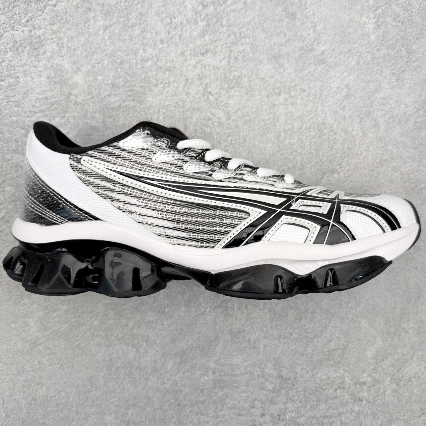 KIKO KOSTADINOV x Asics GEL-Quantum 潮流织物合成革低帮马拉松跑步鞋 