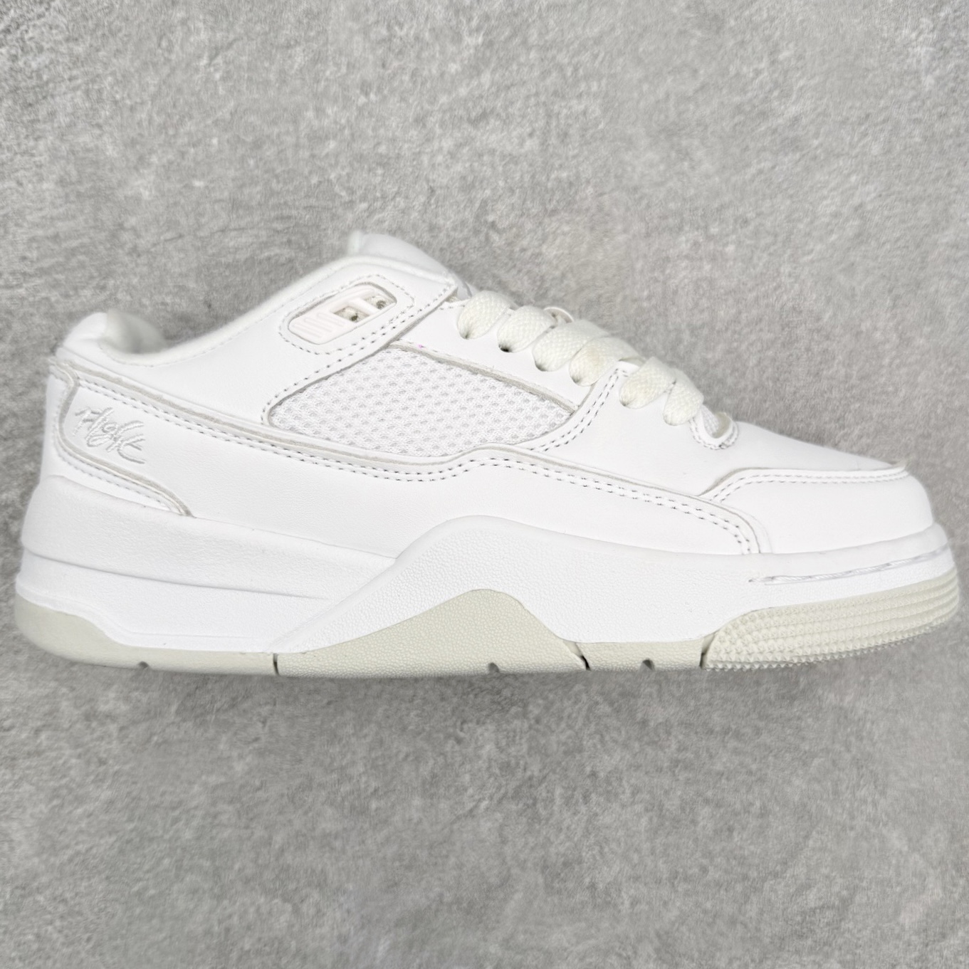 ＃福利特价‼️Air Jordan AJ Flight Court 乔丹低帮复古篮球鞋 设计简约又不失复