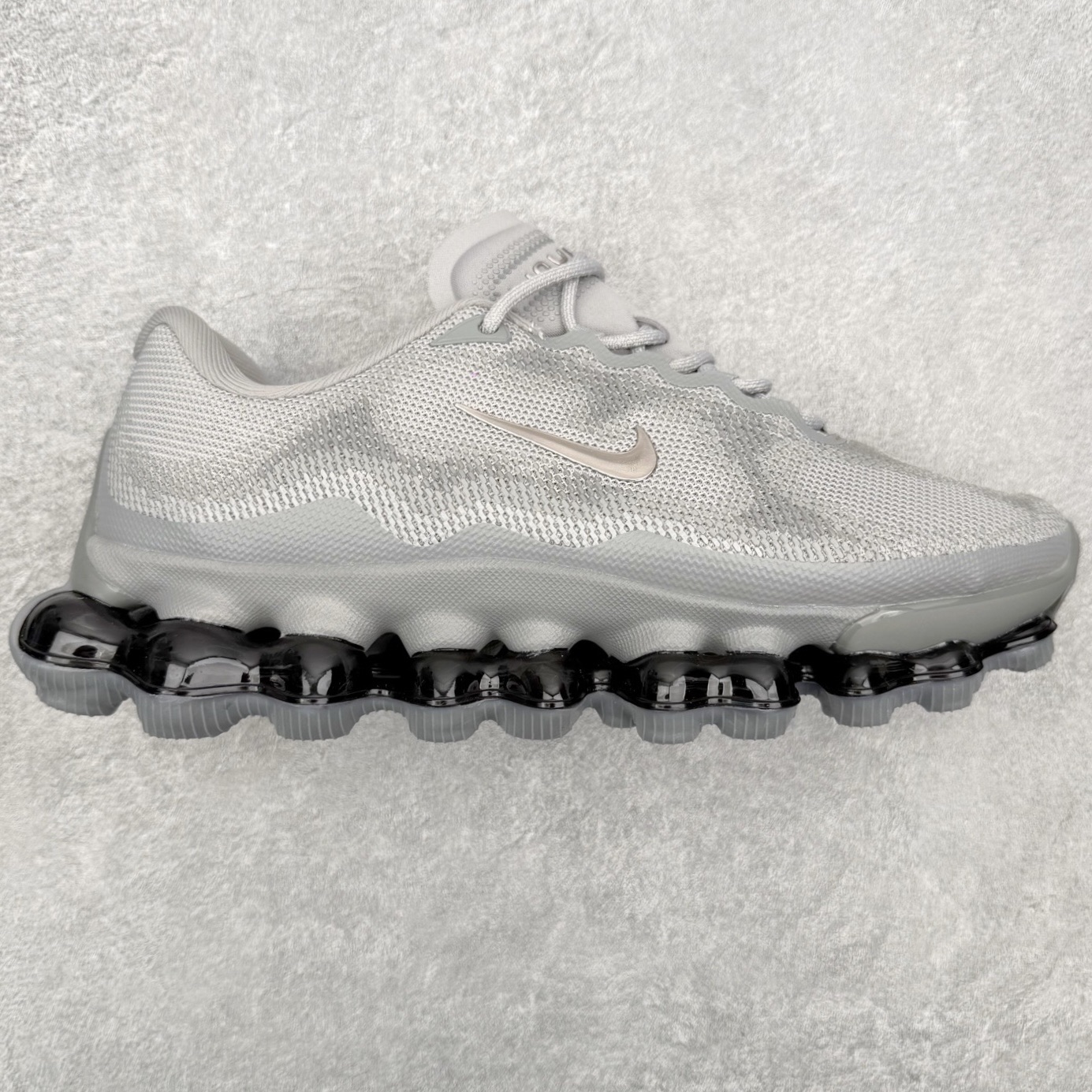 NK AIR LIQUID MAX 2026S 毒箭蛙新款气垫跑步鞋 Liquid Max 传承四十年 
