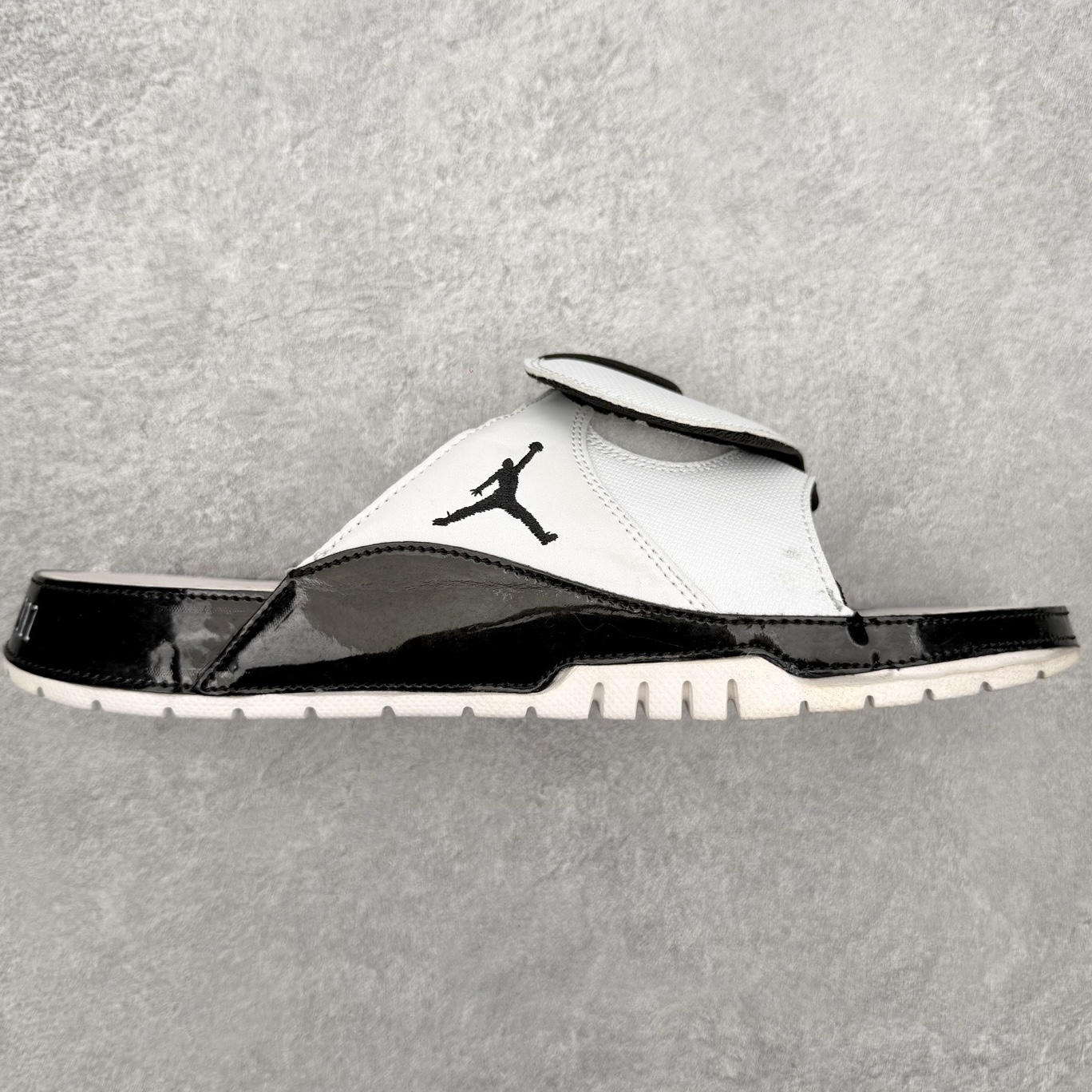 ＃原装级别 Air Jordan AJ11 Hydro Retro Slides 飞人运动拖鞋 经典的配