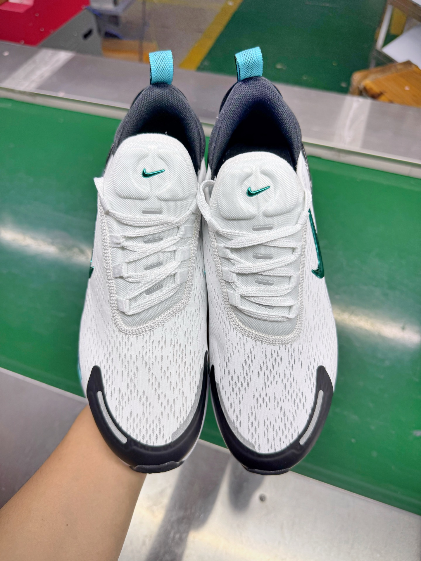 ＃SF外贸特供 NK Air Max 270 Premium 潮流舒适贴合气垫跑步鞋 IO9883-10