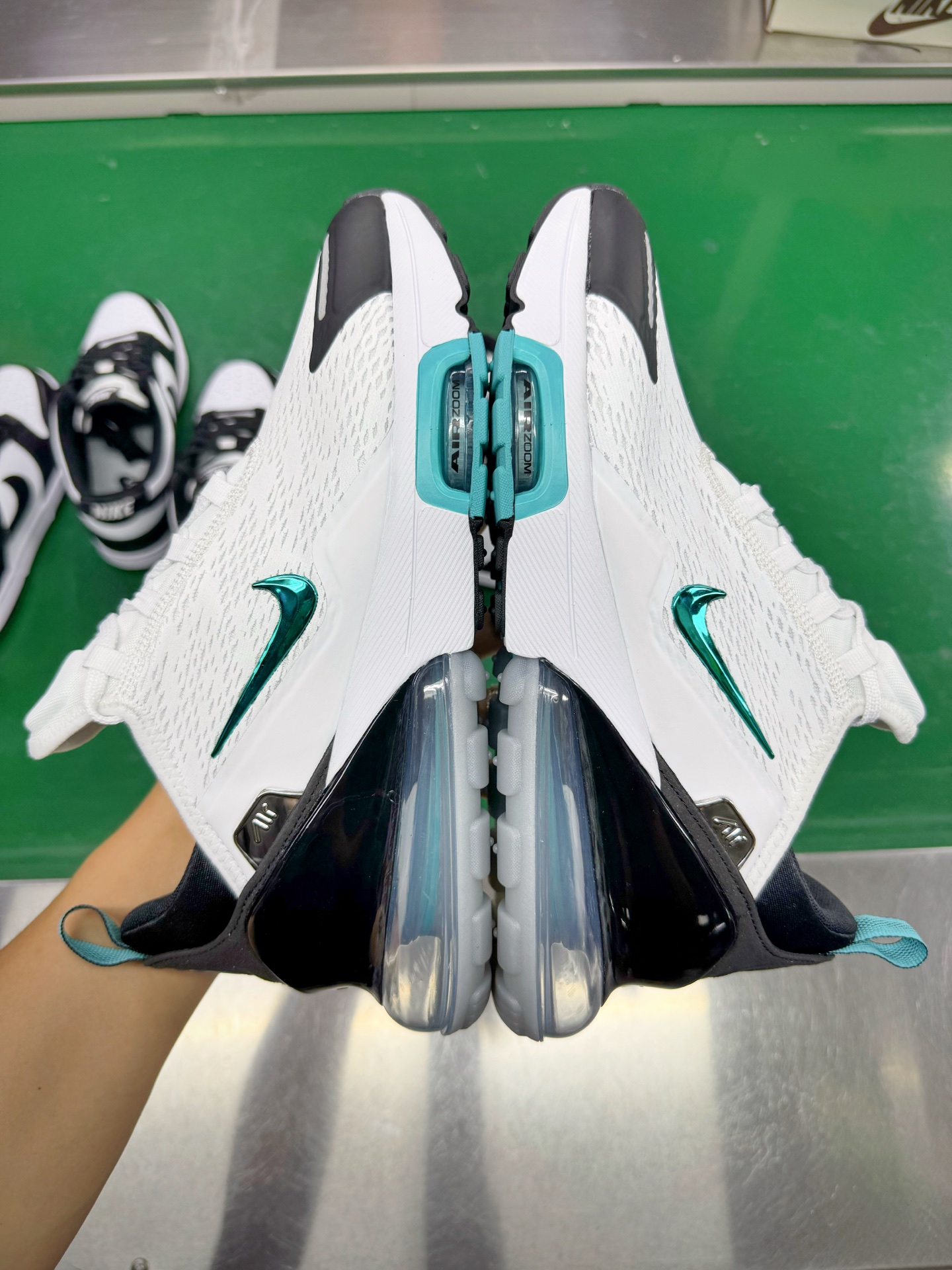 ＃SF外贸特供 NK Air Max 270 Premium 潮流舒适贴合气垫跑步鞋 IO9883-10