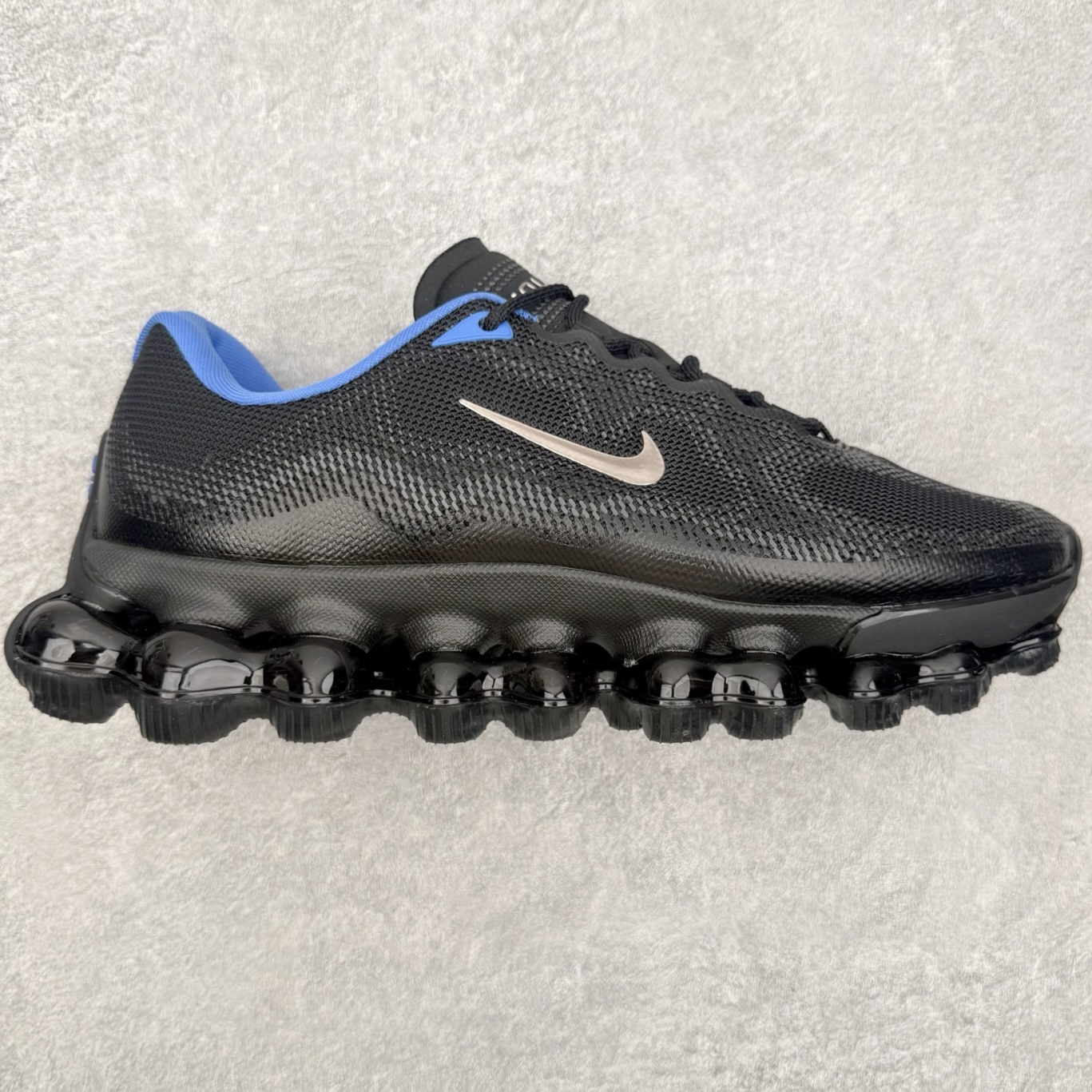 NK AIR LIQUID MAX 2026S 毒箭蛙新款气垫跑步鞋 Liquid Max 传承四十年 