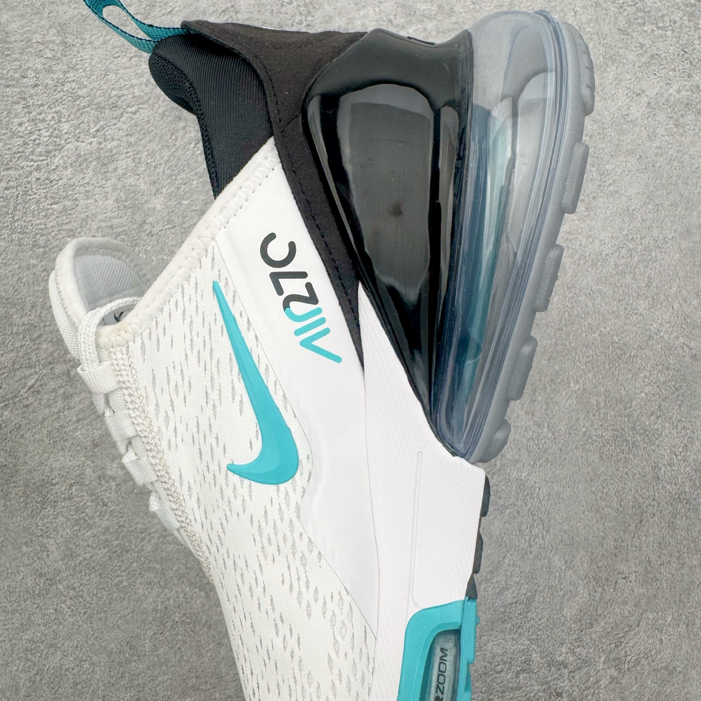 ＃SF外贸特供 NK Air Max 270 Premium 潮流舒适贴合气垫跑步鞋 IO9883-10