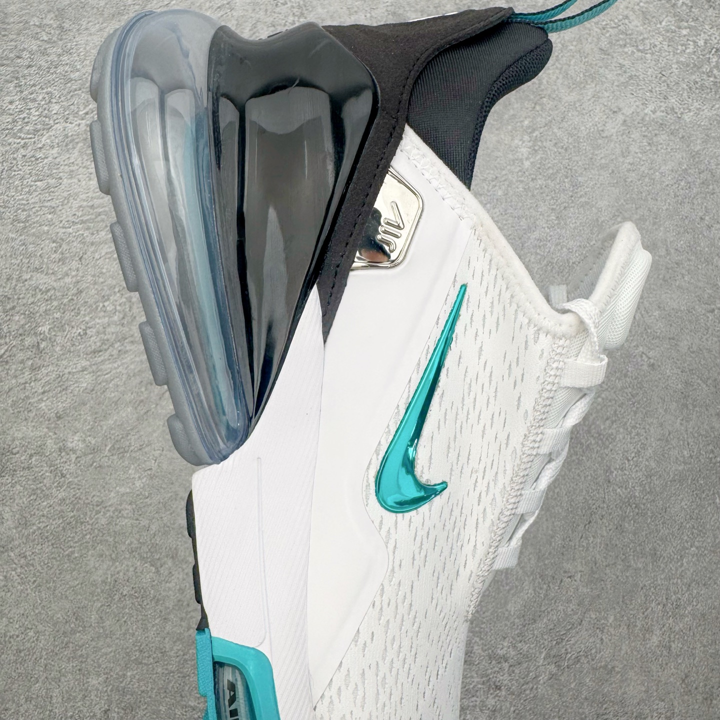 ＃SF外贸特供 NK Air Max 270 Premium 潮流舒适贴合气垫跑步鞋 IO9883-10