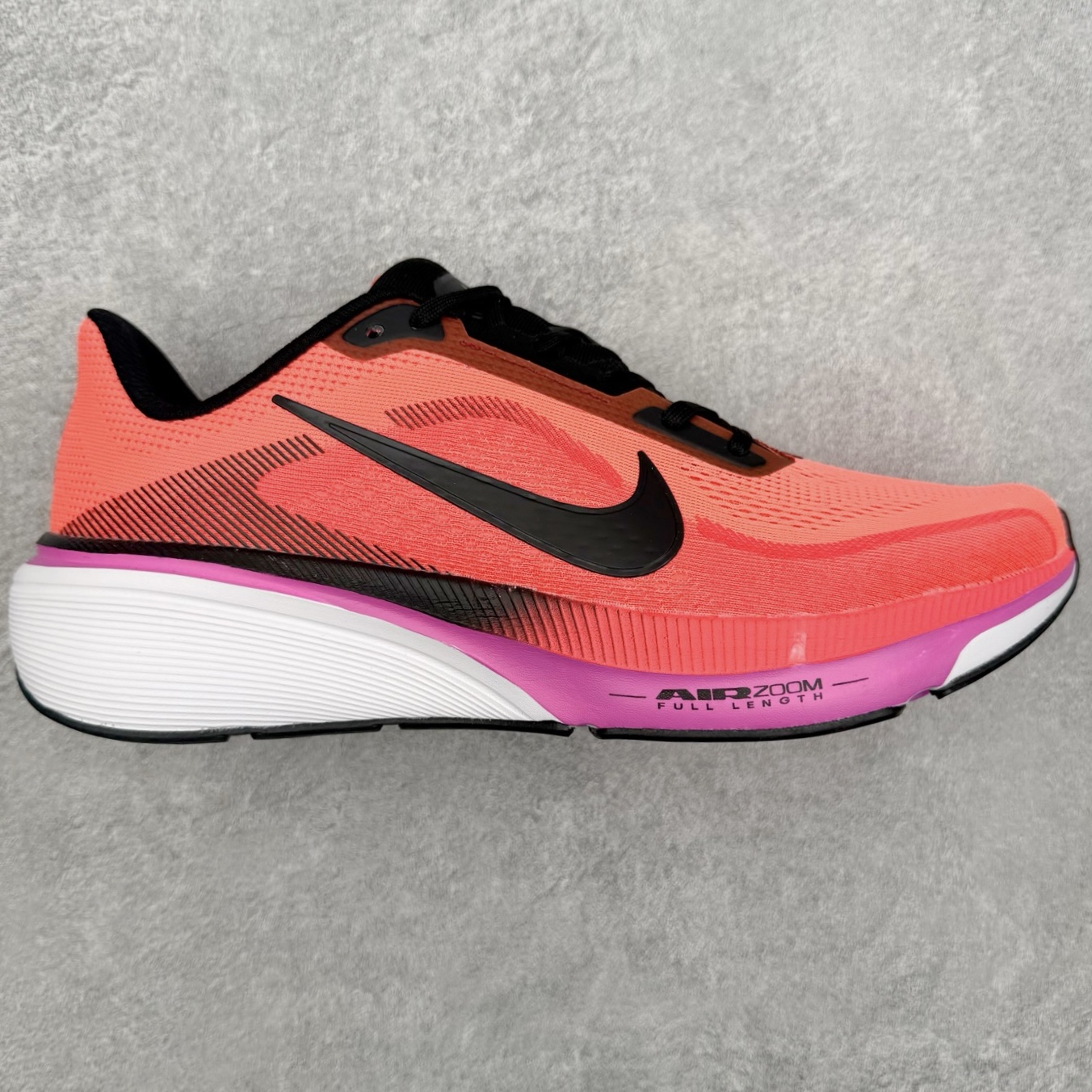 NK Zoom Pegasus 飞马42代马拉松系列网面透气缓震疾速跑鞋 拥有 Zoom Air 一如既