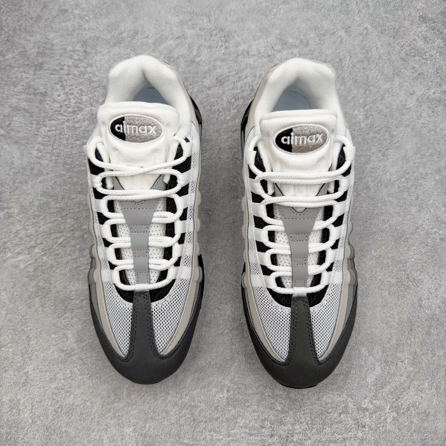 ＃KZ神版 NK Air Max 95 OG 舒适百搭耐磨低帮气垫休闲跑步鞋 黑灰白 HM4740-00