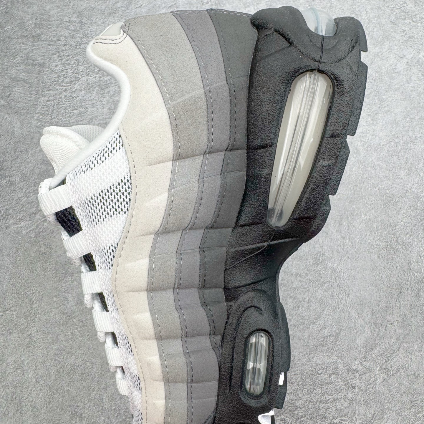 ＃KZ神版 NK Air Max 95 OG 舒适百搭耐磨低帮气垫休闲跑步鞋 黑灰白 HM4740-00
