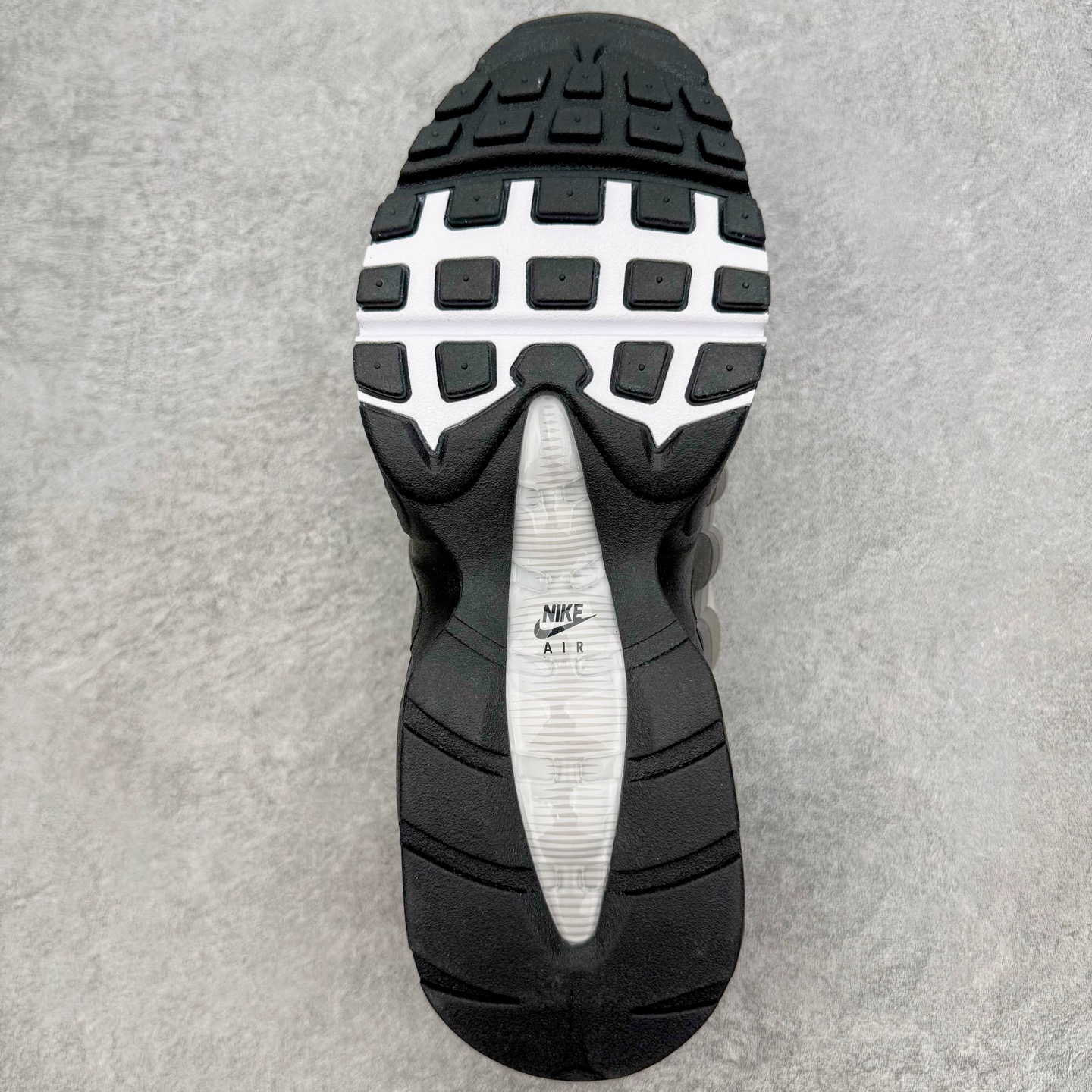 ＃KZ神版 NK Air Max 95 OG 舒适百搭耐磨低帮气垫休闲跑步鞋 黑灰白 HM4740-00