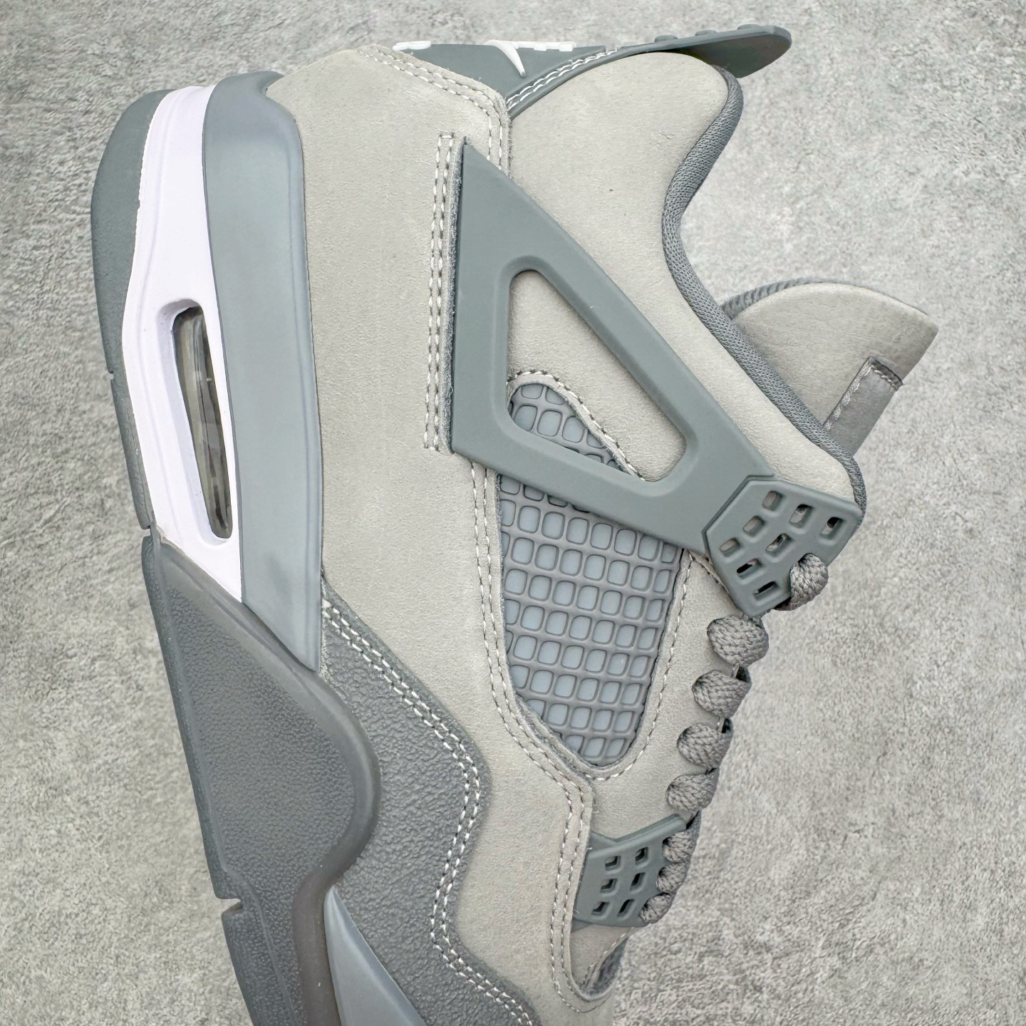 Nigel Sylvester x Air Jordan AJ4 Retro 联名灰色 货号：HF434
