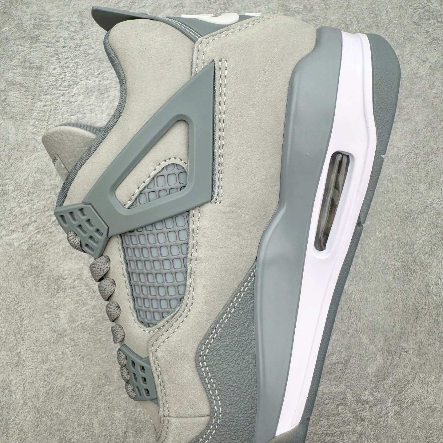 Nigel Sylvester x Air Jordan AJ4 Retro 联名灰色 货号：HF434