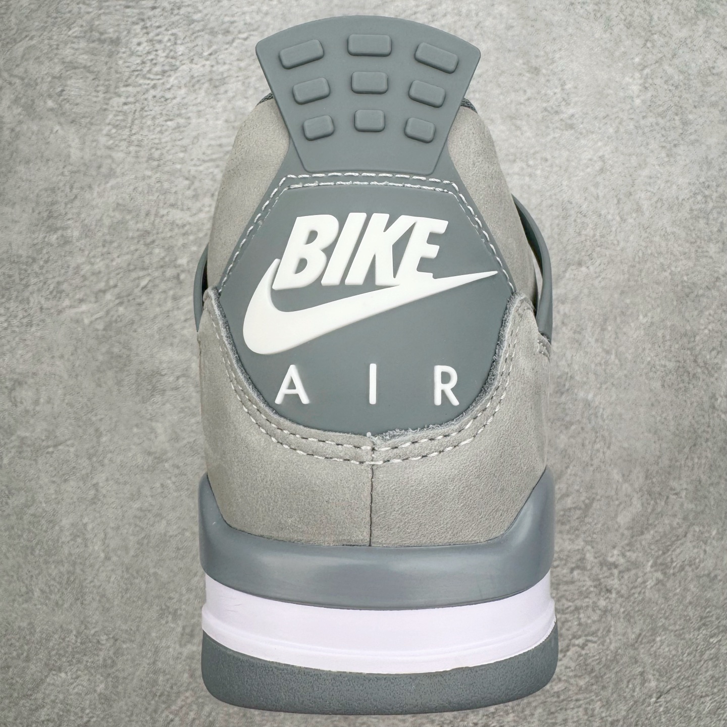 Nigel Sylvester x Air Jordan AJ4 Retro 联名灰色 货号：HF434