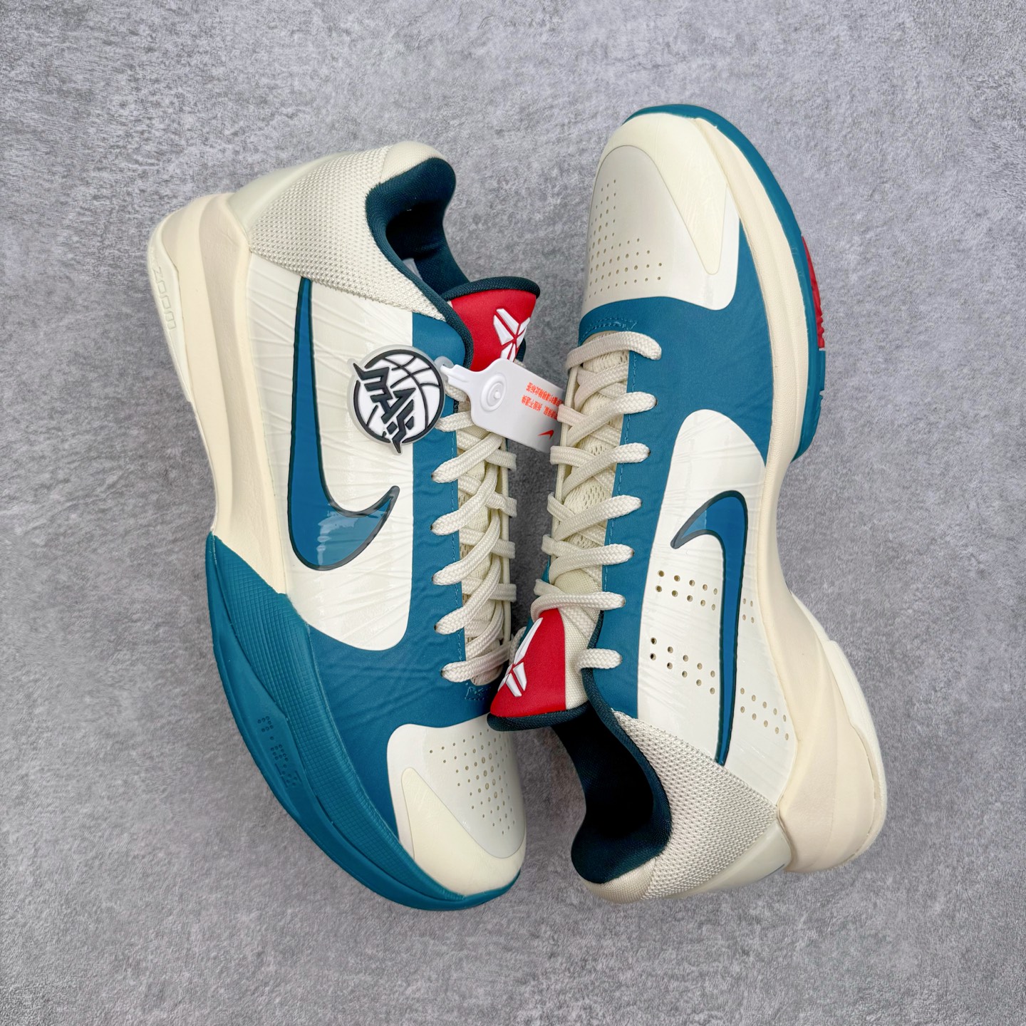 Caitlin Clark x NK Zoom Kobe ZK5 科比5代 克拉克联名 米白蓝 IZ18