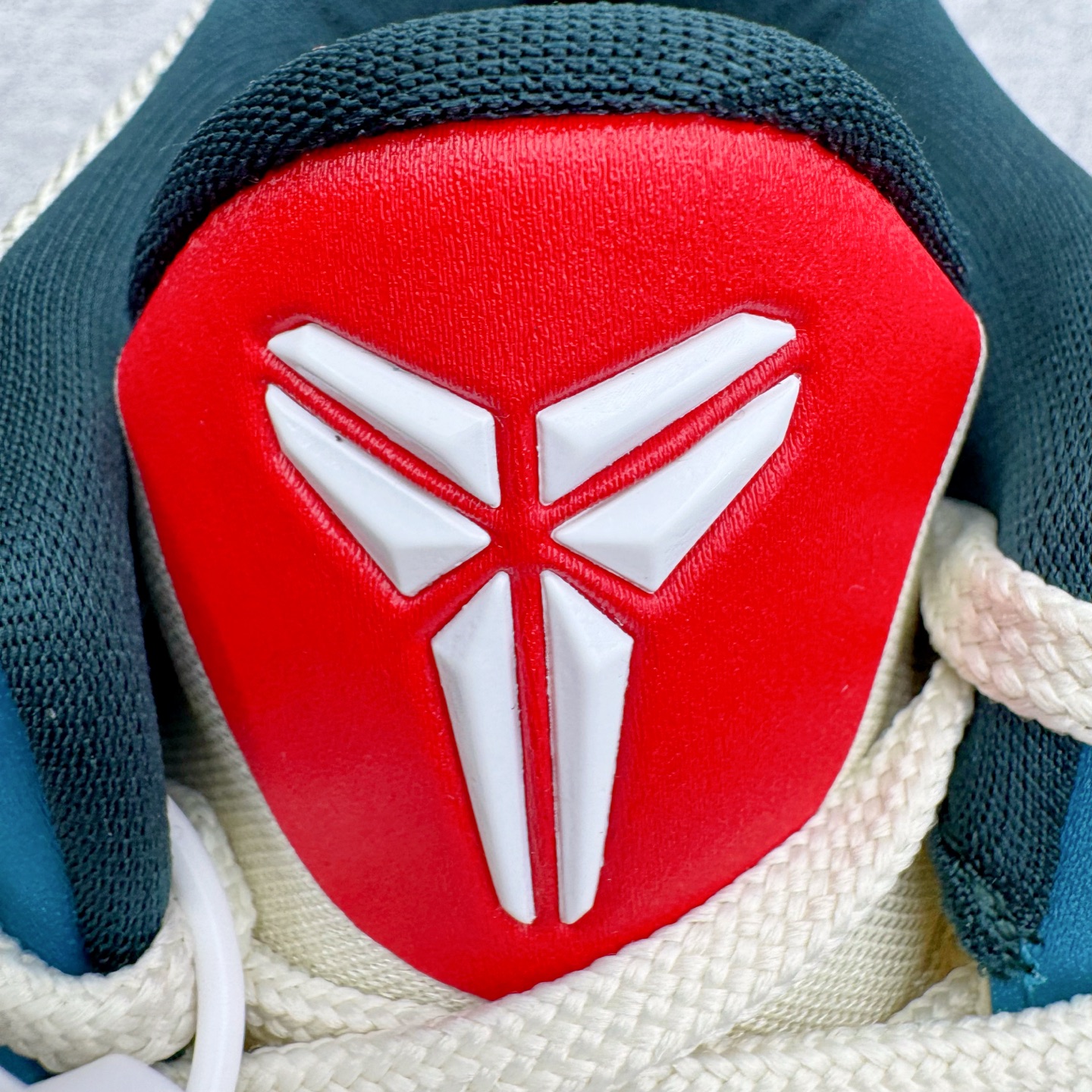 Caitlin Clark x NK Zoom Kobe ZK5 科比5代 克拉克联名 米白蓝 IZ18