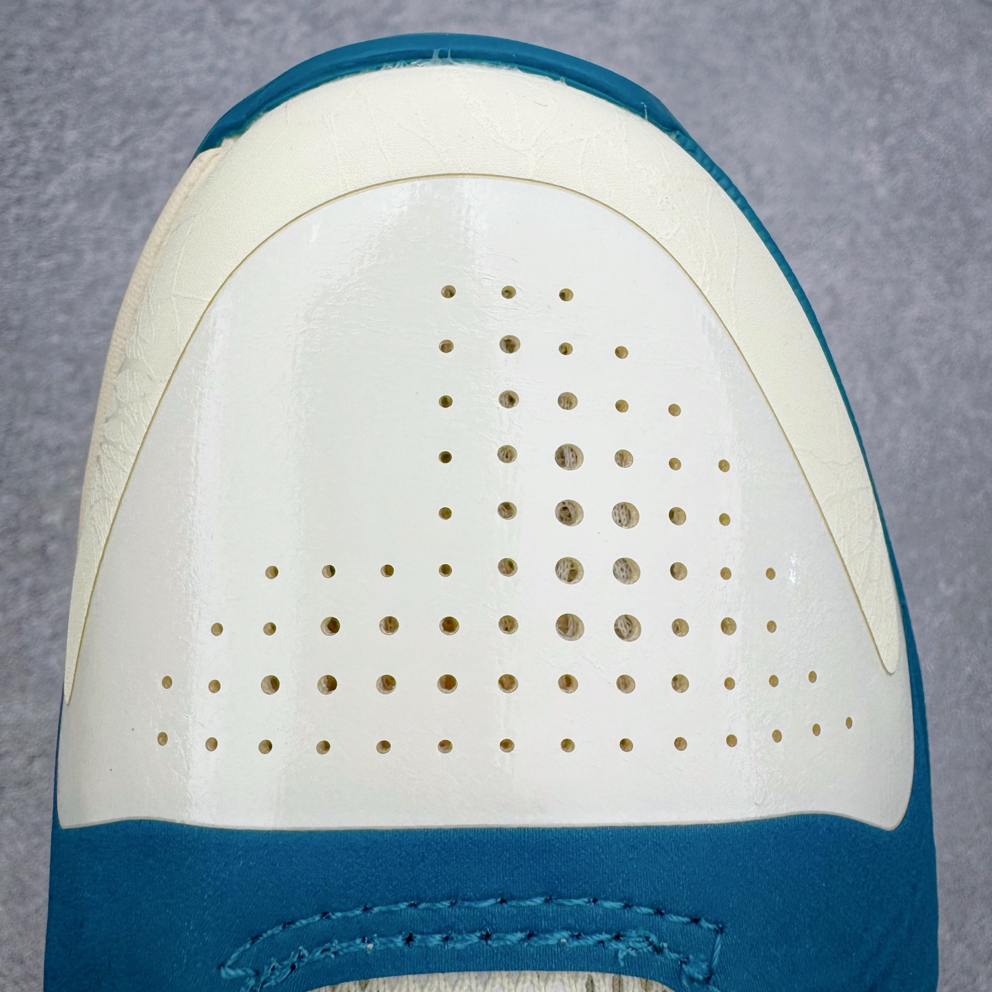 Caitlin Clark x NK Zoom Kobe ZK5 科比5代 克拉克联名 米白蓝 IZ18