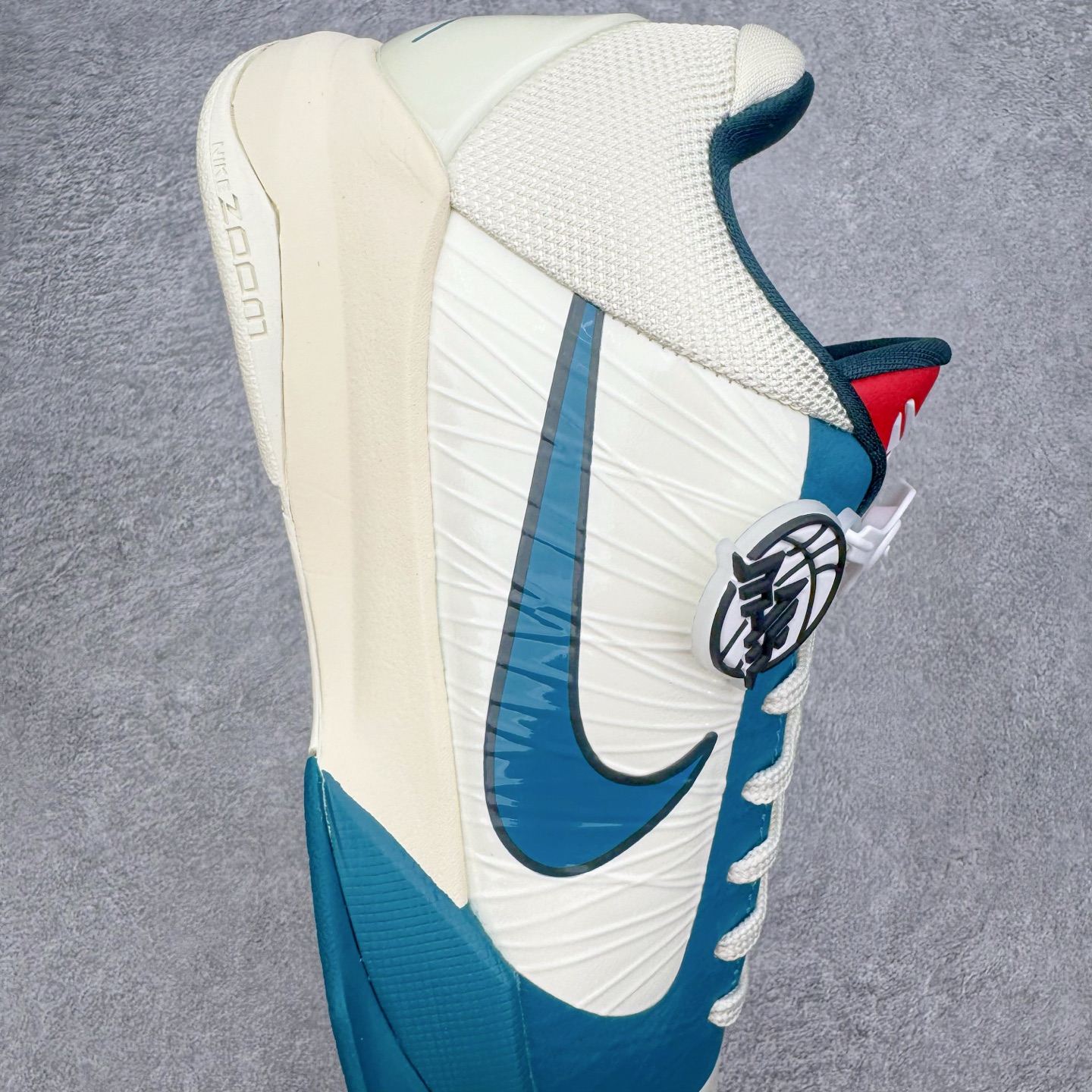 Caitlin Clark x NK Zoom Kobe ZK5 科比5代 克拉克联名 米白蓝 IZ18