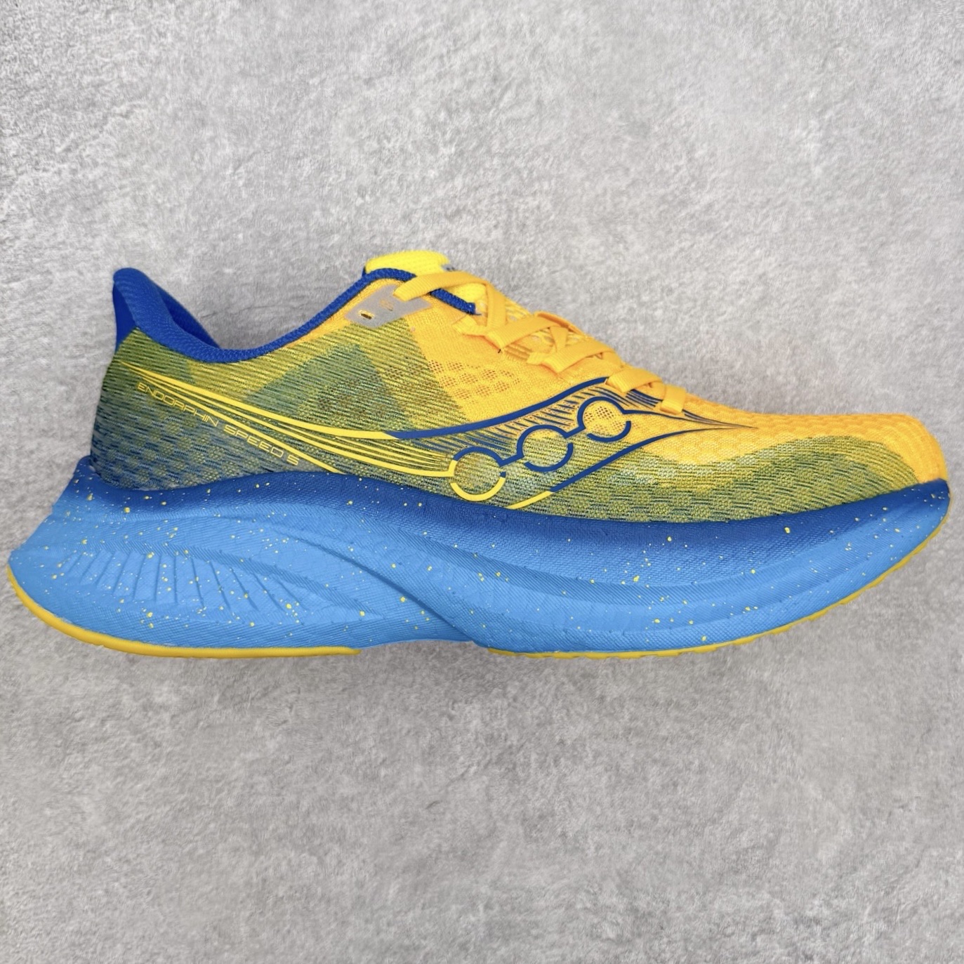 Saucony ENDORPHIN SPEED 啡速 5 舒适百搭耐磨 低帮 休闲跑步鞋 男女同款 Sa