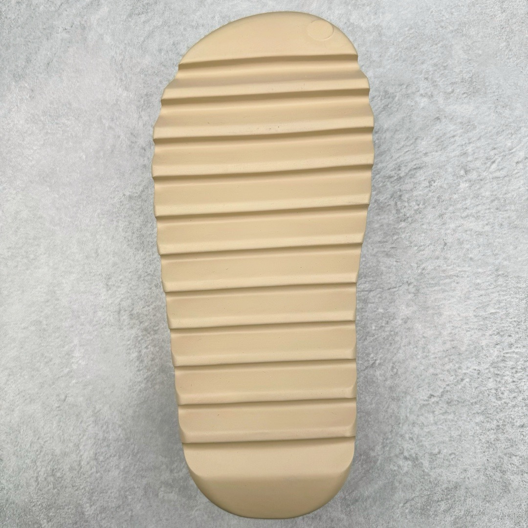 ＃Lw纯原盲盒福利‼️YEEZY SLIDE 椰子拖鞋系列 注意盲盒为软包无盒 报货备注尺码 随机配色 