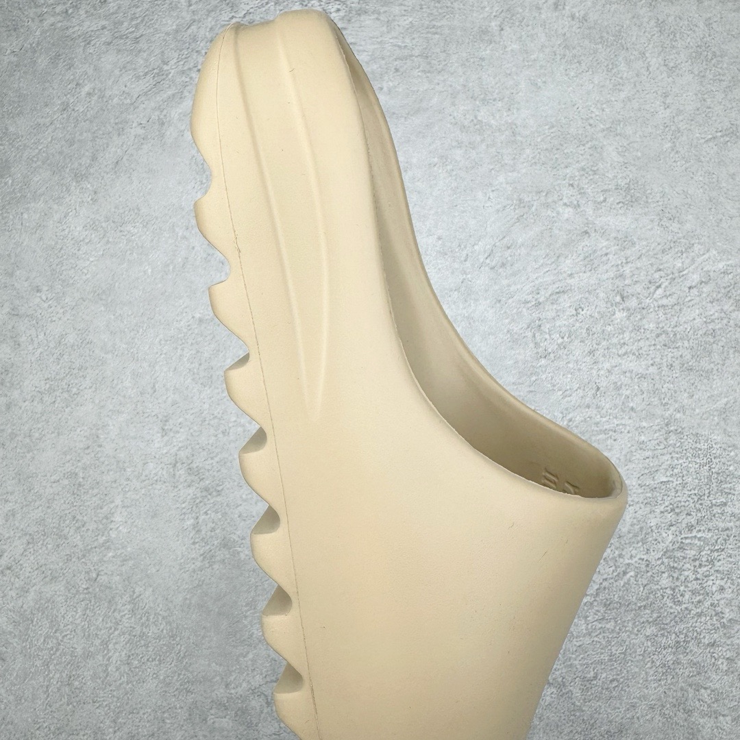 ＃Lw纯原盲盒福利‼️YEEZY SLIDE 椰子拖鞋系列 注意盲盒为软包无盒 报货备注尺码 随机配色 