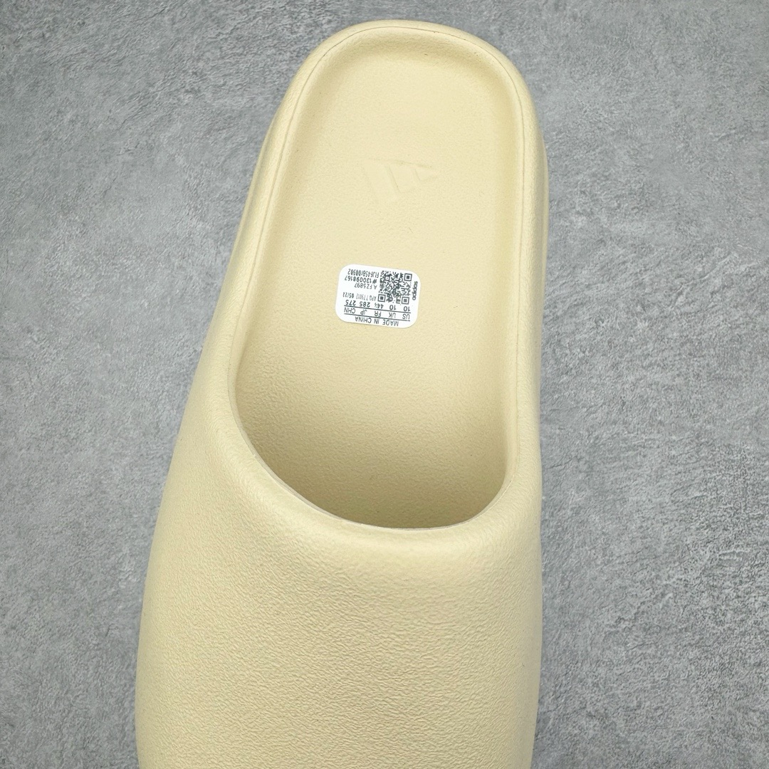 ＃Lw纯原盲盒福利‼️YEEZY SLIDE 椰子拖鞋系列 注意盲盒为软包无盒 报货备注尺码 随机配色 