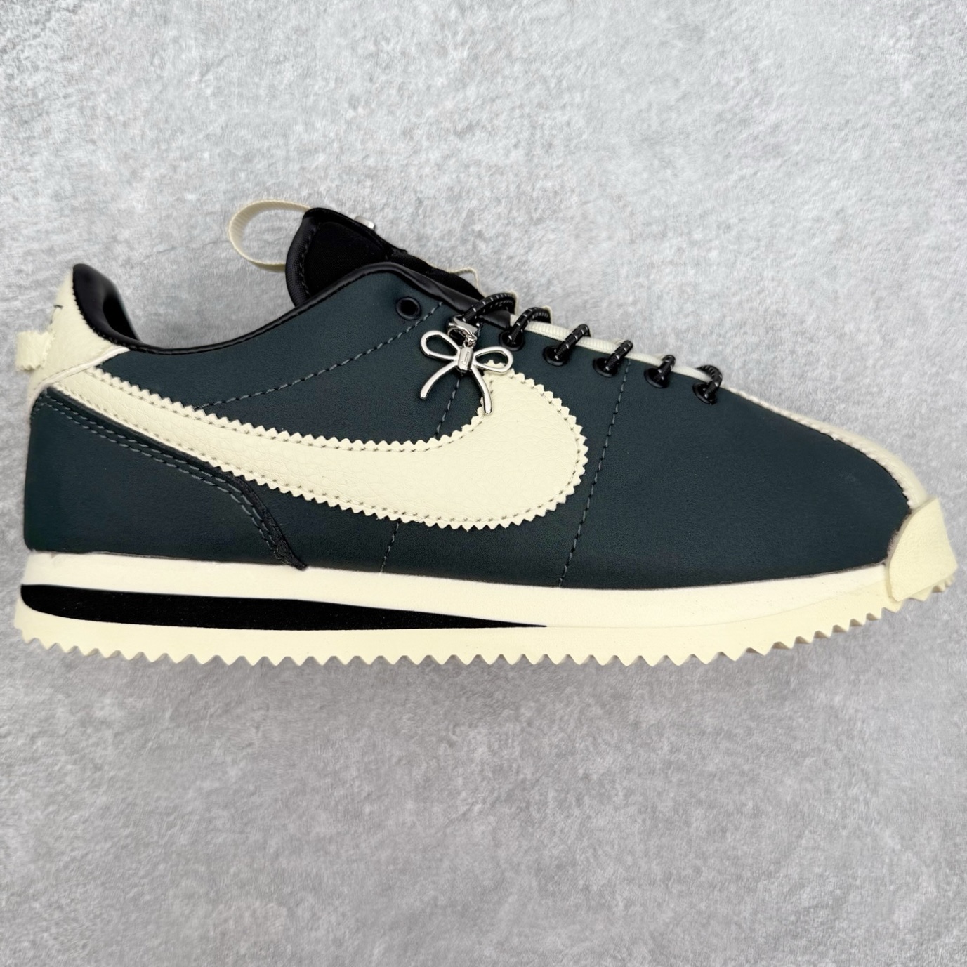 NK Classic Cortez Leather 阿甘复古初代皮革慢跑鞋 II5708-002 实体平