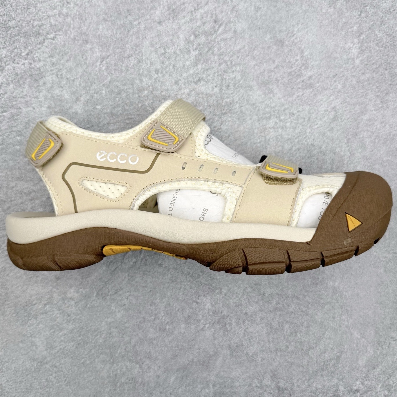 ecco爱步 BIOM LITE W 25秋舒适百搭时尚气质低帮生活休闲鞋凉鞋 ECCO以三大核心特征为