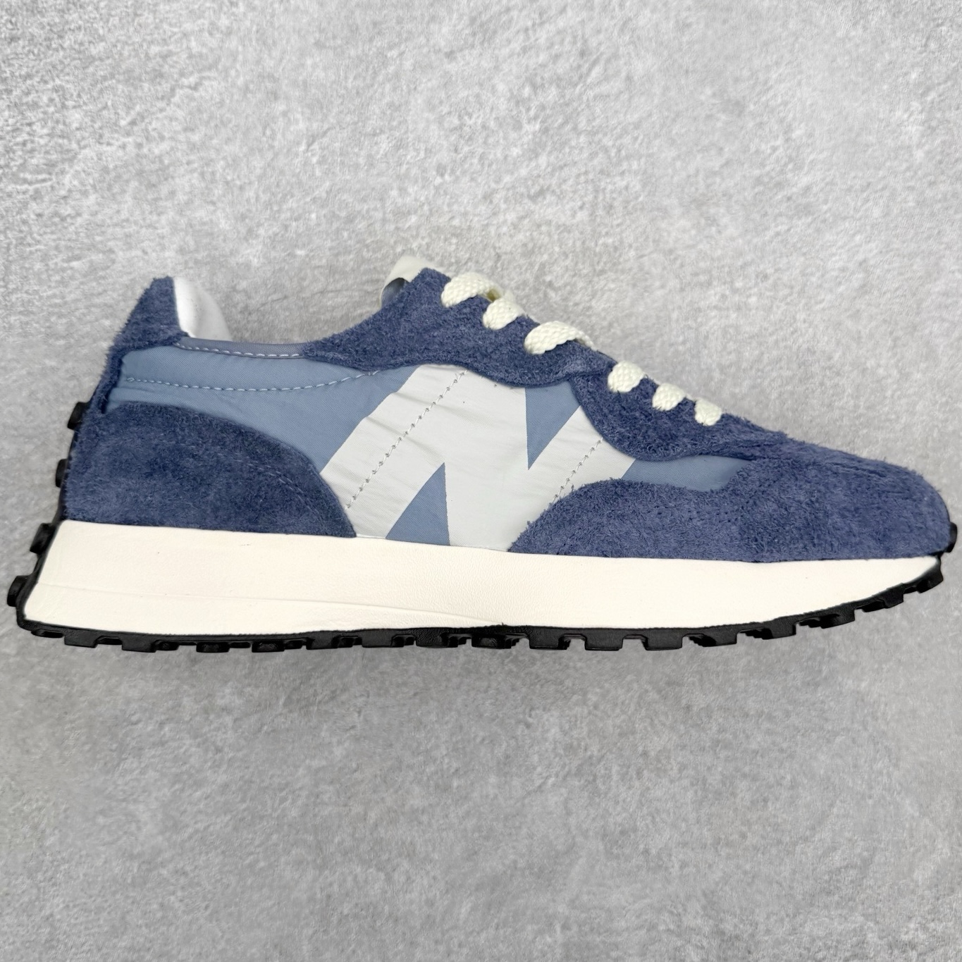 New Balance MS327 NB新百伦系列复古休闲运动慢跑鞋 以更纯粹的复古风格设计打造的全新造