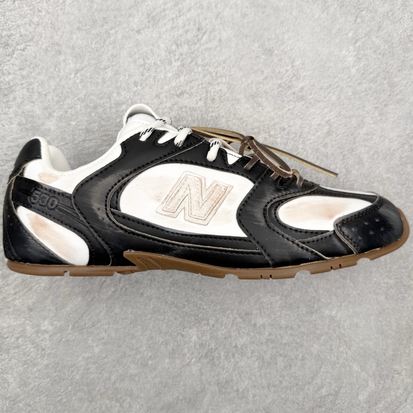 MiuMiu x New Balance NB530 SL 缪缪联名系列低帮经典复古休闲运动鞋 近几年运