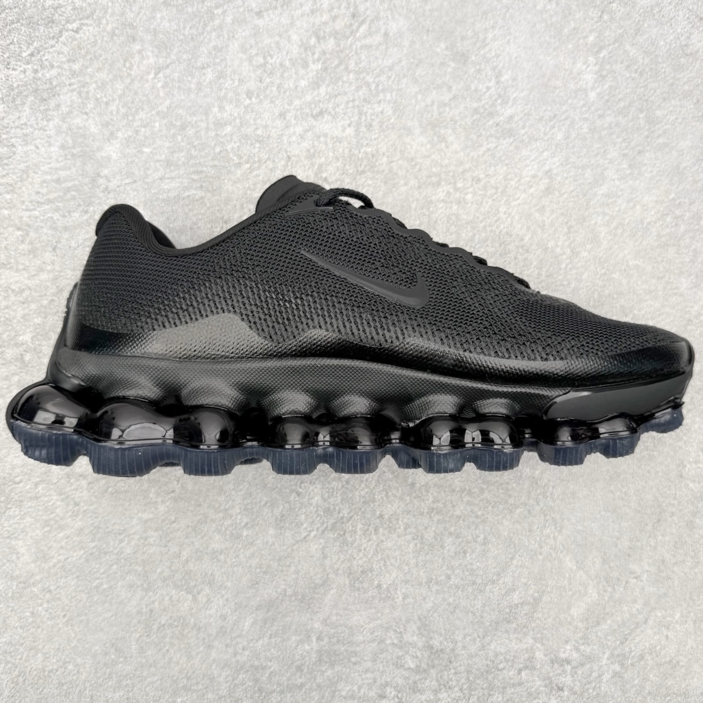 NK AIR LIQUID MAX 2026S 毒箭蛙新款气垫跑步鞋 Liquid Max 传承四十年 