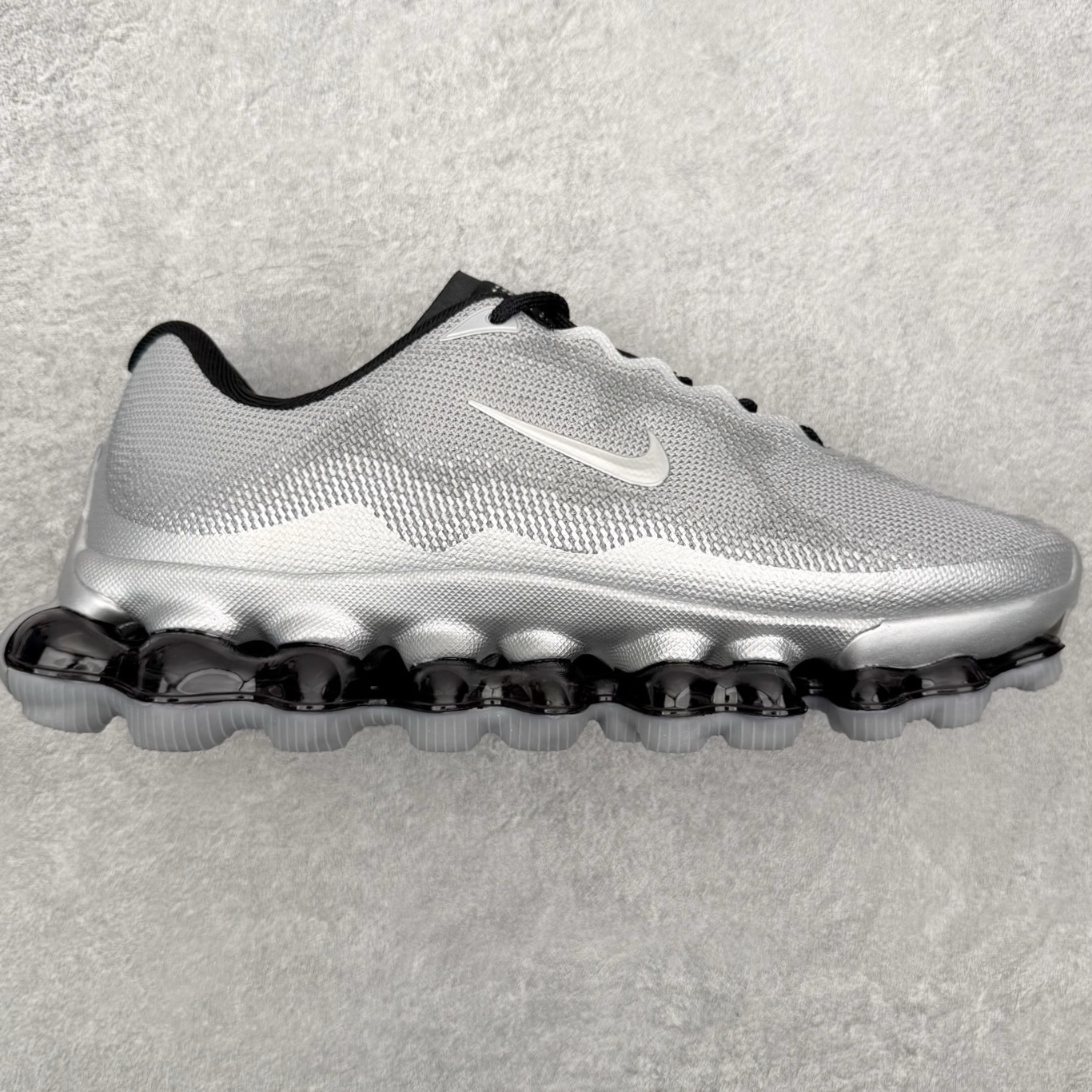 NK AIR LIQUID MAX 2026S 毒箭蛙新款气垫跑步鞋 Liquid Max 传承四十年 