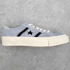 Converse One Star 蓝白匡威木村一星复古休闲滑板鞋采用优质翻毛皮鞋面 质感细腻耐穿标志性 Converse One Star 蓝白匡威木村一星复古休闲滑板鞋采用优质翻毛皮鞋面 质感细腻耐穿标志性
