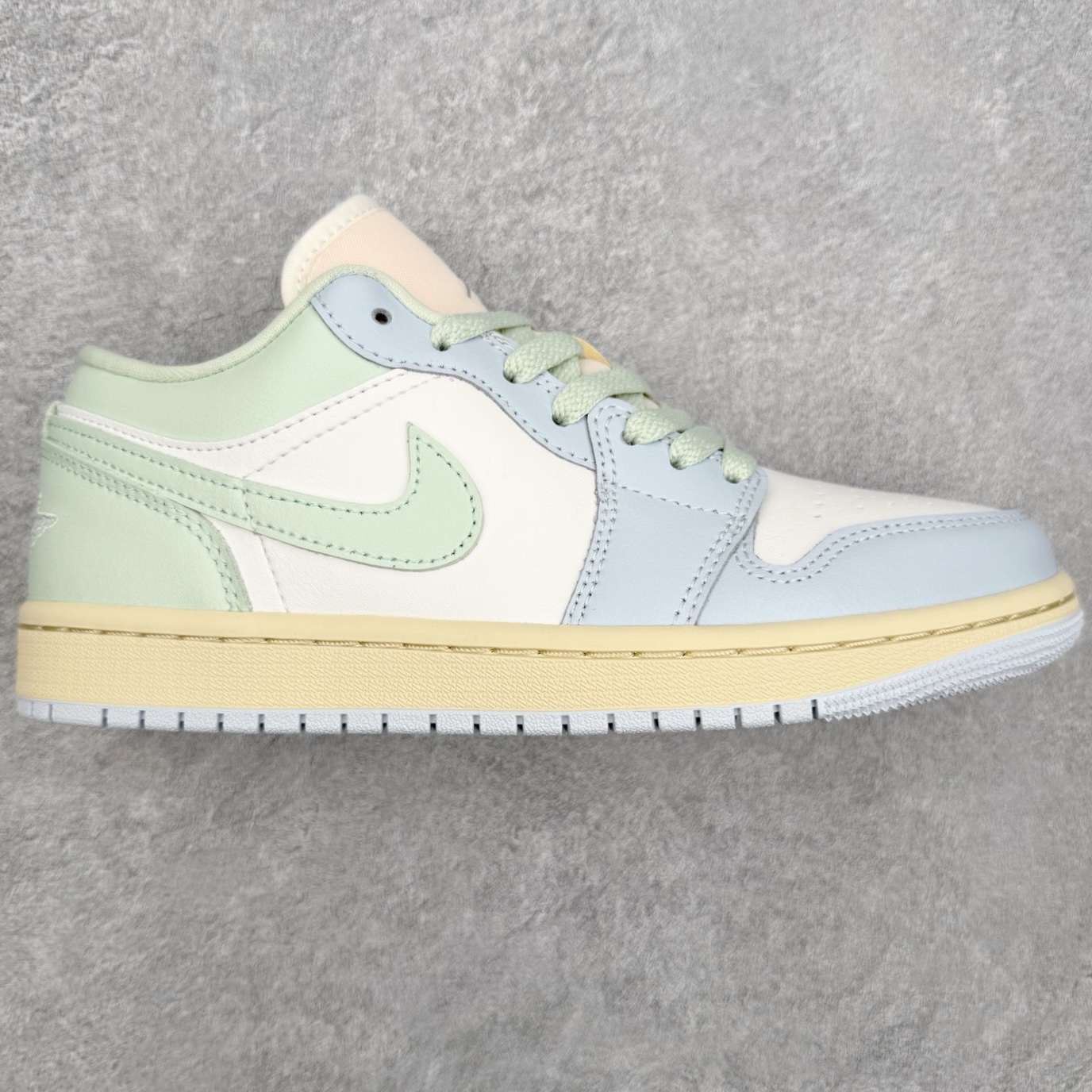 Air Jordan AJ1 Low 低帮 浅蓝黄 DC0774-108 终端优势供应 市面中低帮最具代