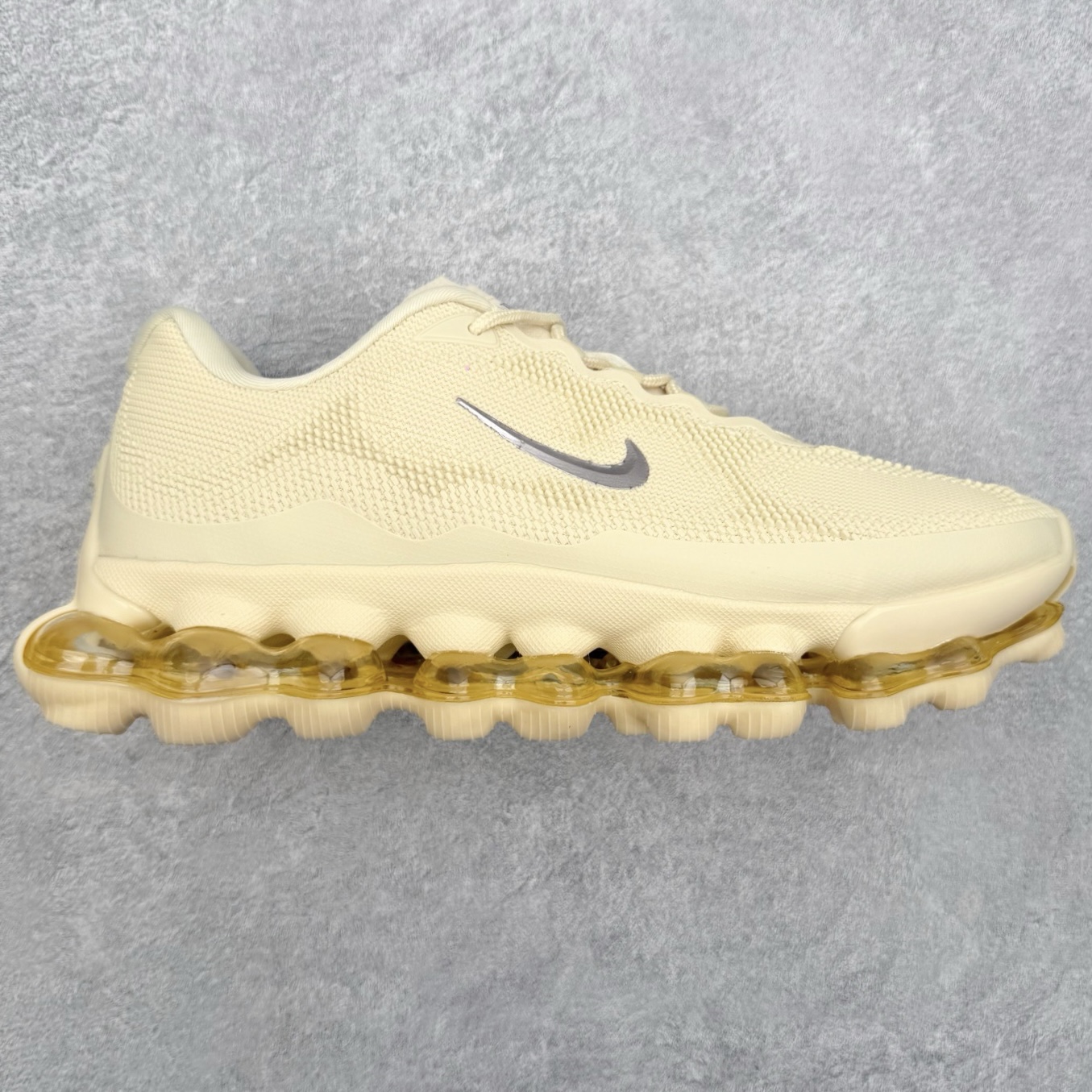 NK AIR LIQUID MAX 2026S 毒箭蛙新款气垫跑步鞋 Liquid Max 传承四十年 