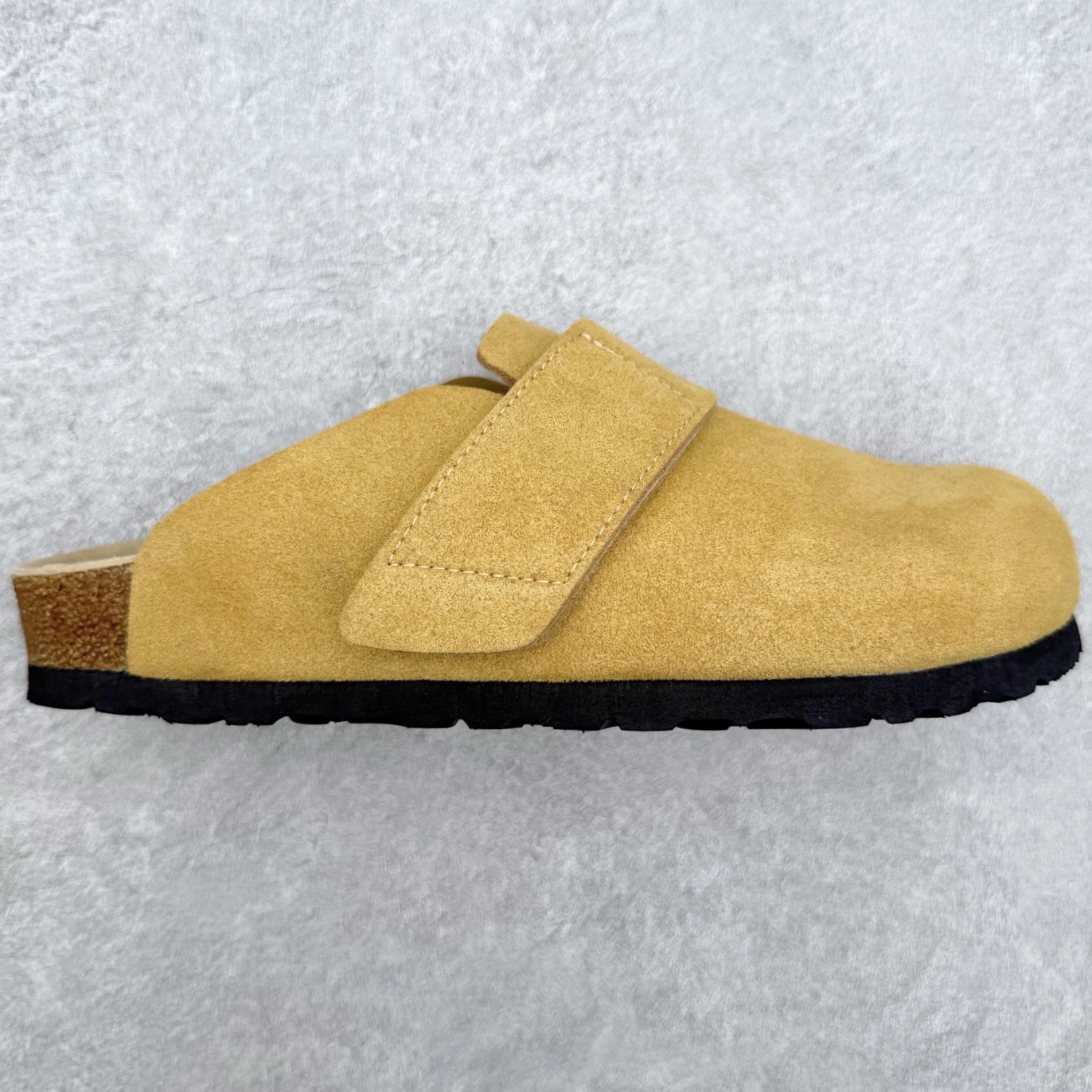 ＃GD广顶 Birkenstock Roma 勃肯绒面金属针扣软木底包头拖鞋 牛皮绒面革质地柔软 搭配可