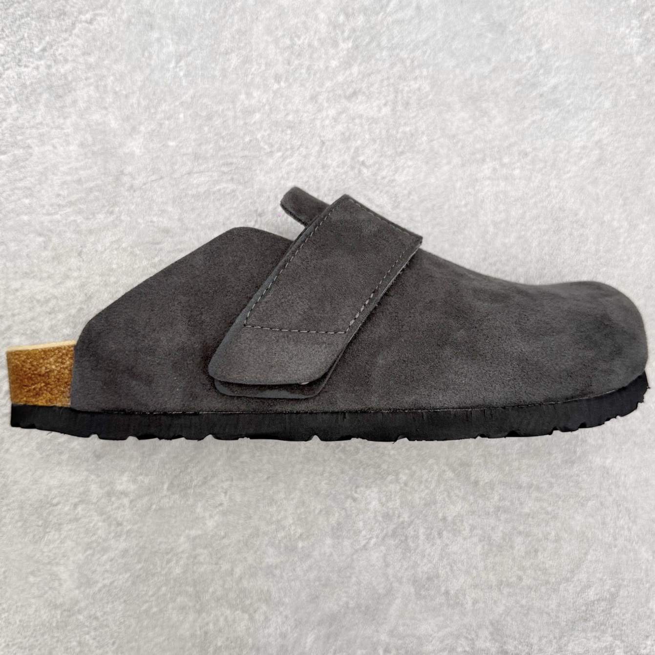 ＃GD广顶 Birkenstock Roma 勃肯绒面金属针扣软木底包头拖鞋 牛皮绒面革质地柔软 搭配可