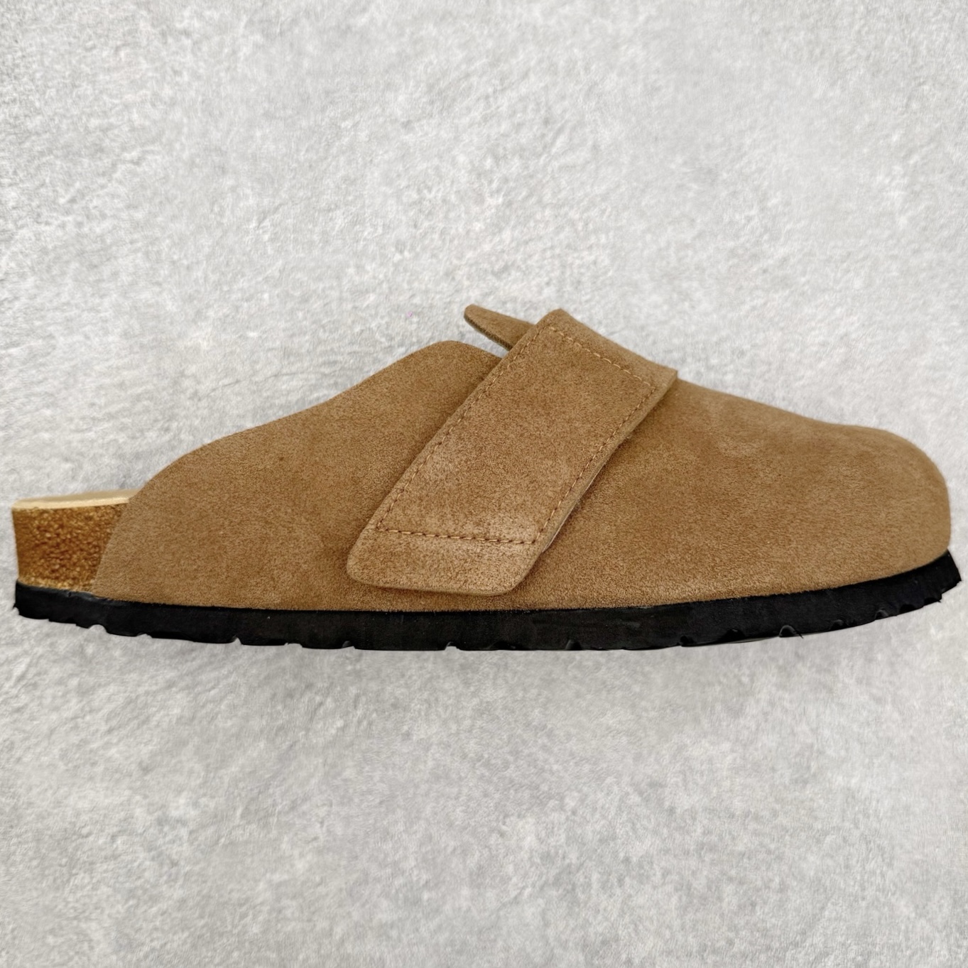 ＃GD广顶 Birkenstock Roma 勃肯绒面金属针扣软木底包头拖鞋 牛皮绒面革质地柔软 搭配可