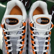 #SF外贸特供 NK Air Max 95 OG 舒适百搭耐磨低帮气垫休闲跑步鞋 男女同款 灰黑橙 HM #SF外贸特供 NK Air Max 95 OG 舒适百搭耐磨低帮气垫休闲跑步鞋 男女同款 灰黑橙 HM