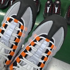 #SF外贸特供 NK Air Max 95 OG 舒适百搭耐磨低帮气垫休闲跑步鞋 男女同款 灰黑橙 HM #SF外贸特供 NK Air Max 95 OG 舒适百搭耐磨低帮气垫休闲跑步鞋 男女同款 灰黑橙 HM