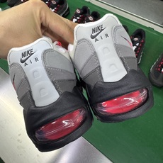 #SF外贸特供 NK Air Max 95 OG 舒适百搭耐磨低帮气垫休闲跑步鞋 男女同款 灰黑红 HM #SF外贸特供 NK Air Max 95 OG 舒适百搭耐磨低帮气垫休闲跑步鞋 男女同款 灰黑红 HM