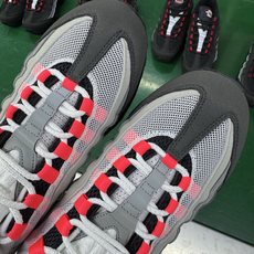 #SF外贸特供 NK Air Max 95 OG 舒适百搭耐磨低帮气垫休闲跑步鞋 男女同款 灰黑红 HM #SF外贸特供 NK Air Max 95 OG 舒适百搭耐磨低帮气垫休闲跑步鞋 男女同款 灰黑红 HM