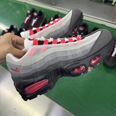 #SF外贸特供 NK Air Max 95 OG 舒适百搭耐磨低帮气垫休闲跑步鞋 男女同款 灰黑红 HM #SF外贸特供 NK Air Max 95 OG 舒适百搭耐磨低帮气垫休闲跑步鞋 男女同款 灰黑红 HM