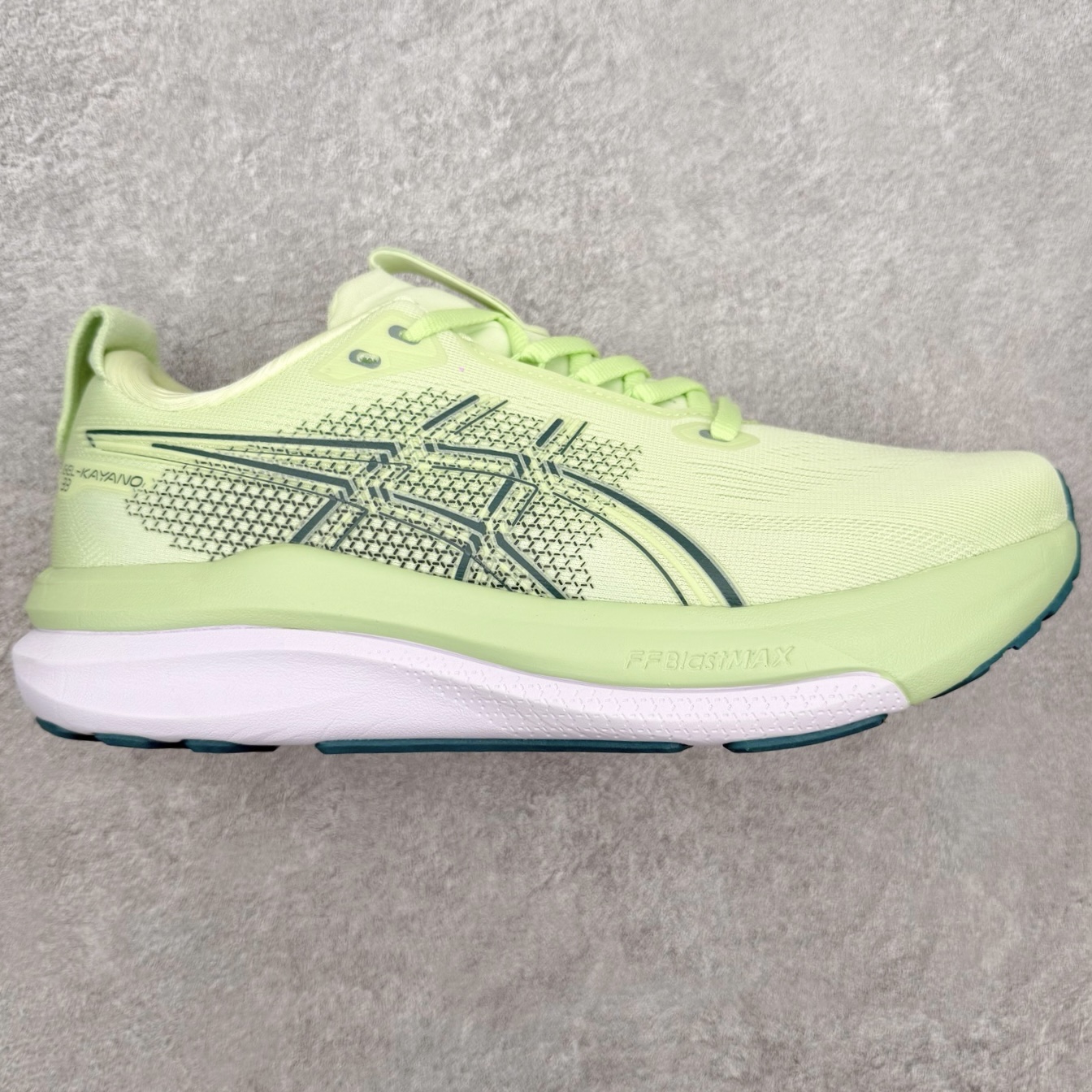 ASICS GEL-KAYANO 33 舒适贴合透气支撑回弹跑步鞋 ASICS（亚瑟士）是日本实业家鬼冢