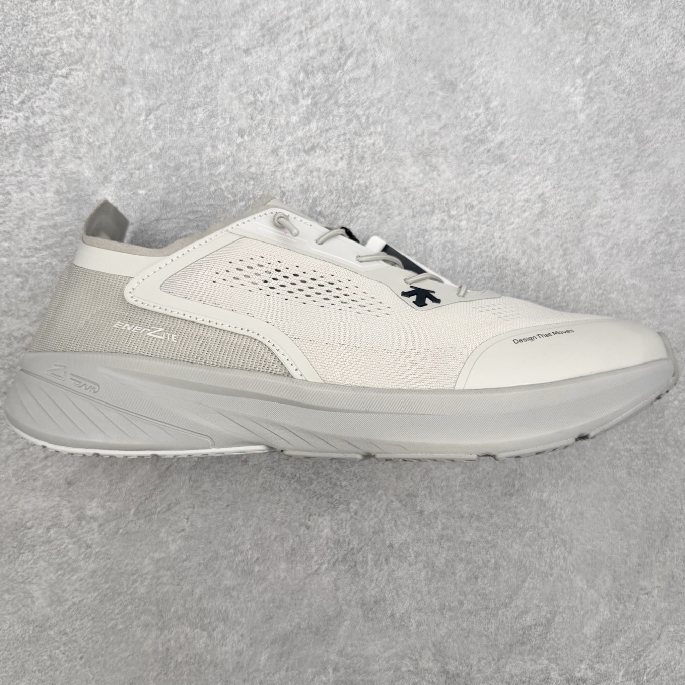 ＃HP 迪桑特DESCENTE RUNNING系列 Z-FOAM缓震透气轻便 跑步鞋 男款 DESCEN