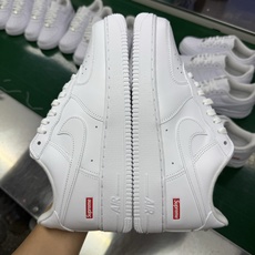 #SF外贸特供 Supreme x NK AIR Force 1 Low 空军一号联名 白红 CU922 #SF外贸特供 Supreme x NK AIR Force 1 Low 空军一号联名 白红 CU922