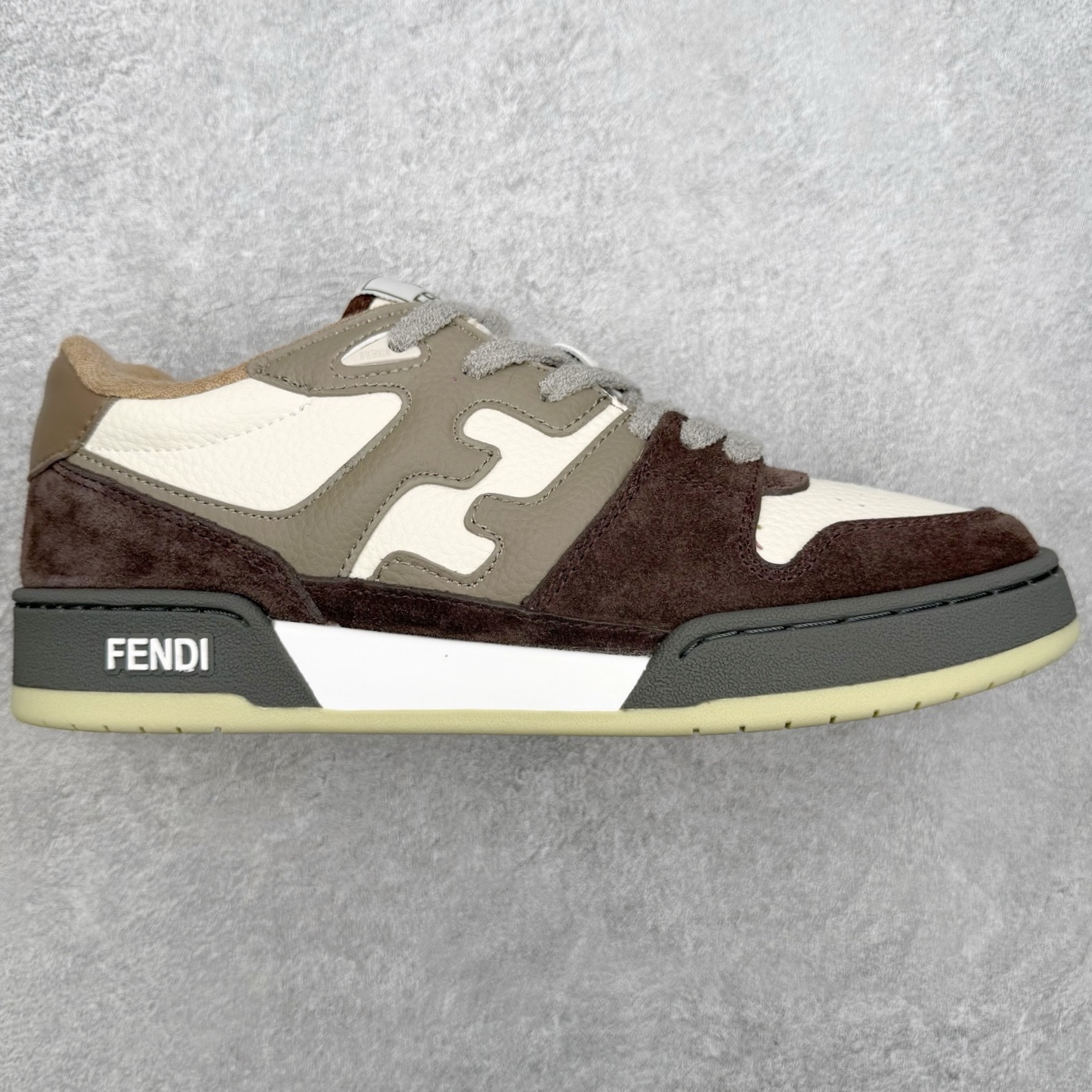 ＃TG FENDI 芬迪 Match sneaters低帮运动鞋 独家定制 选用优质材料，精细制作。经典