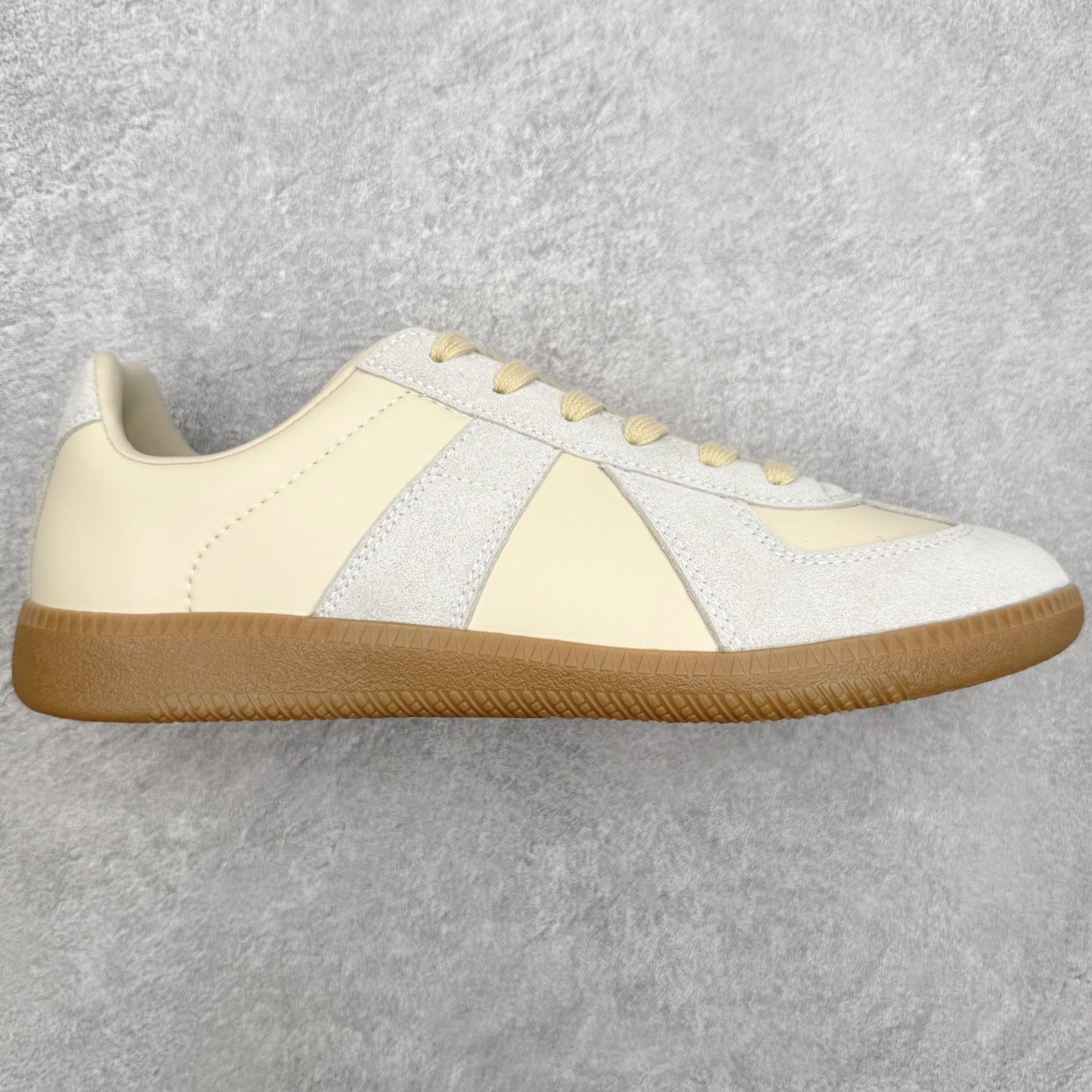 ＃TG Maison Margiela Calfskin Replica 马吉拉复古低帮时尚德训鞋 上万