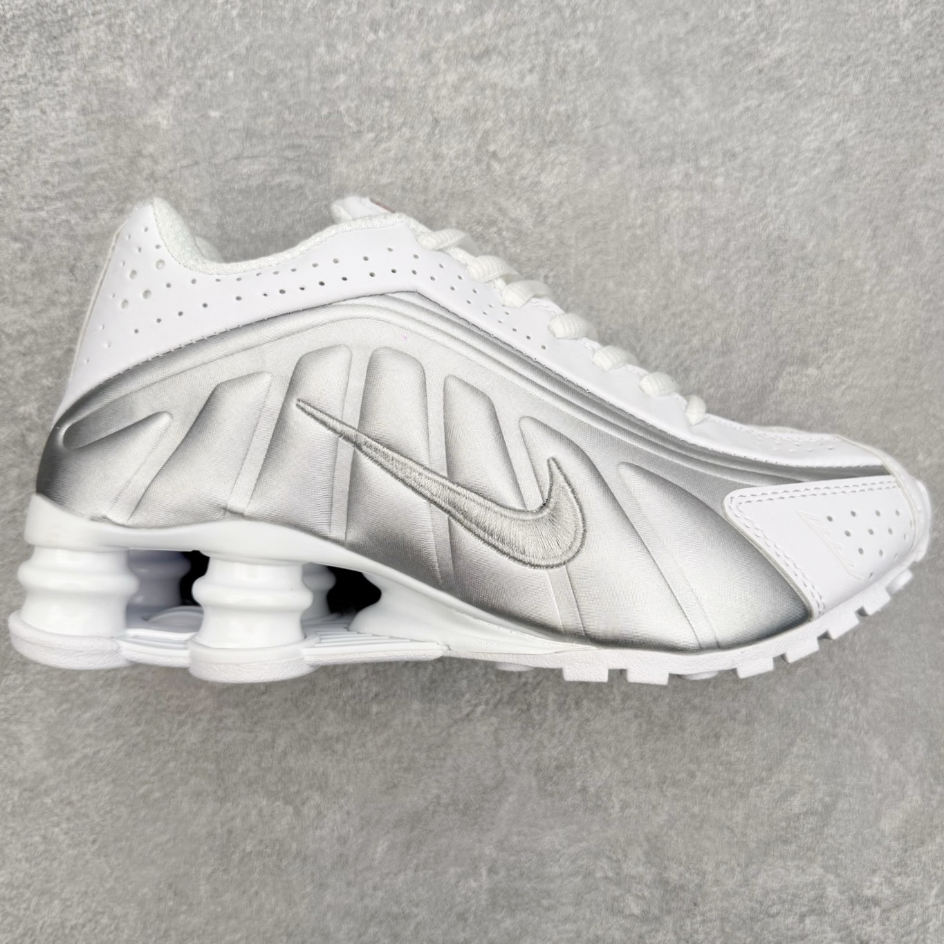 NK Shox R4 Sail Crimson 舒适耐磨透气支撑 低帮 休闲跑步鞋 实拍调校N版已经零色