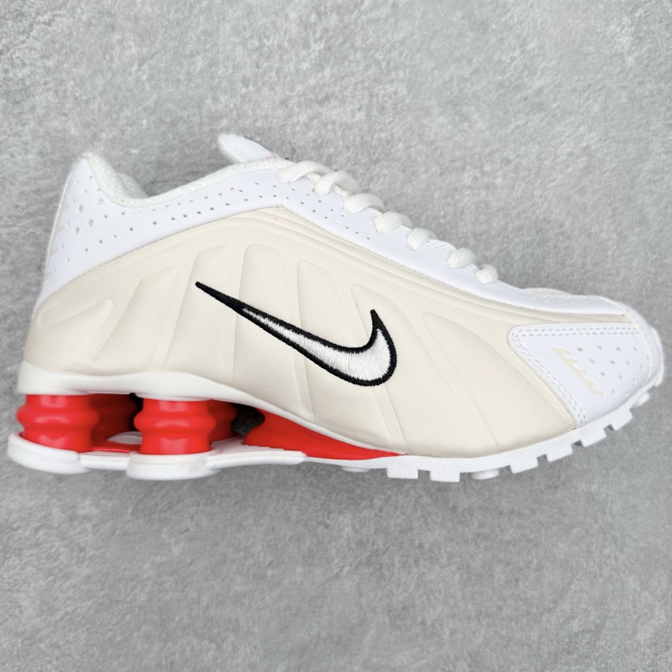 NK Shox R4 Sail Crimson 舒适耐磨透气支撑 低帮 休闲跑步鞋 实拍调校N版已经零色