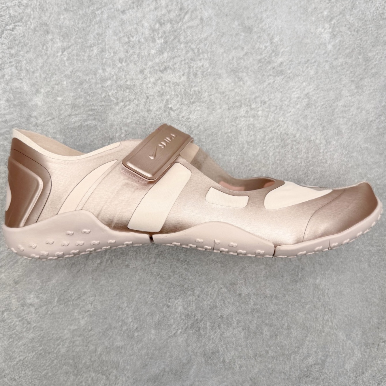 NK × SKIMS Air Rift 舒适贴合 低帮 生活休闲鞋 实拍调校N版已经零色差零失真 百分百